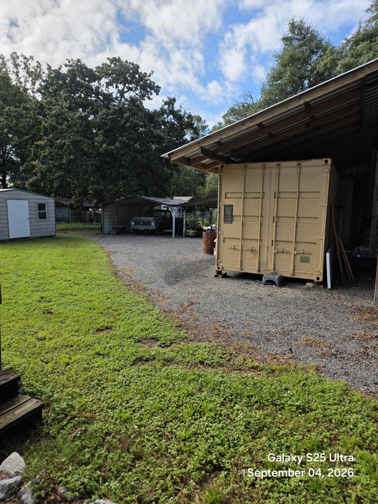 main property photo 8