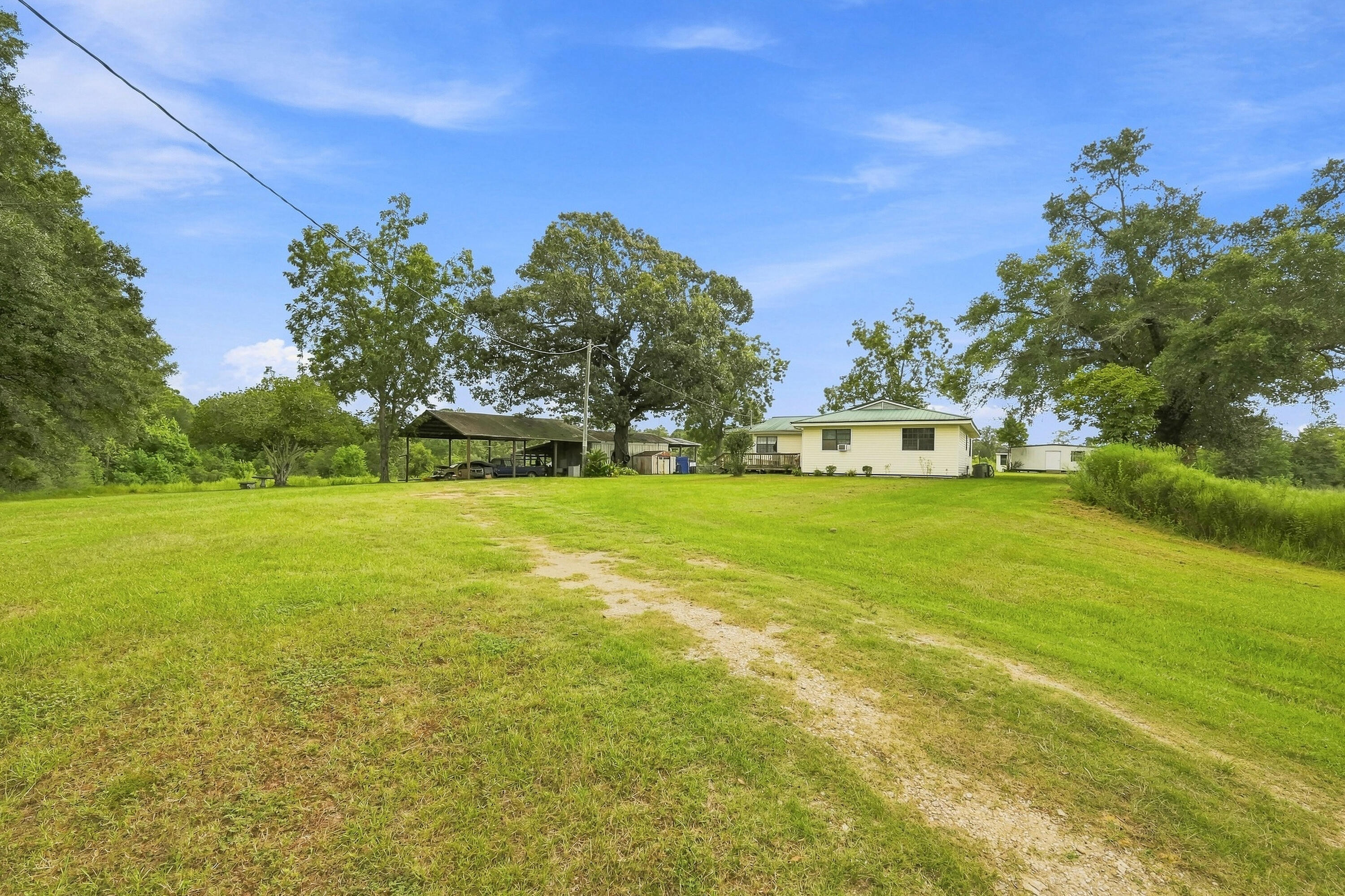 main property photo 12