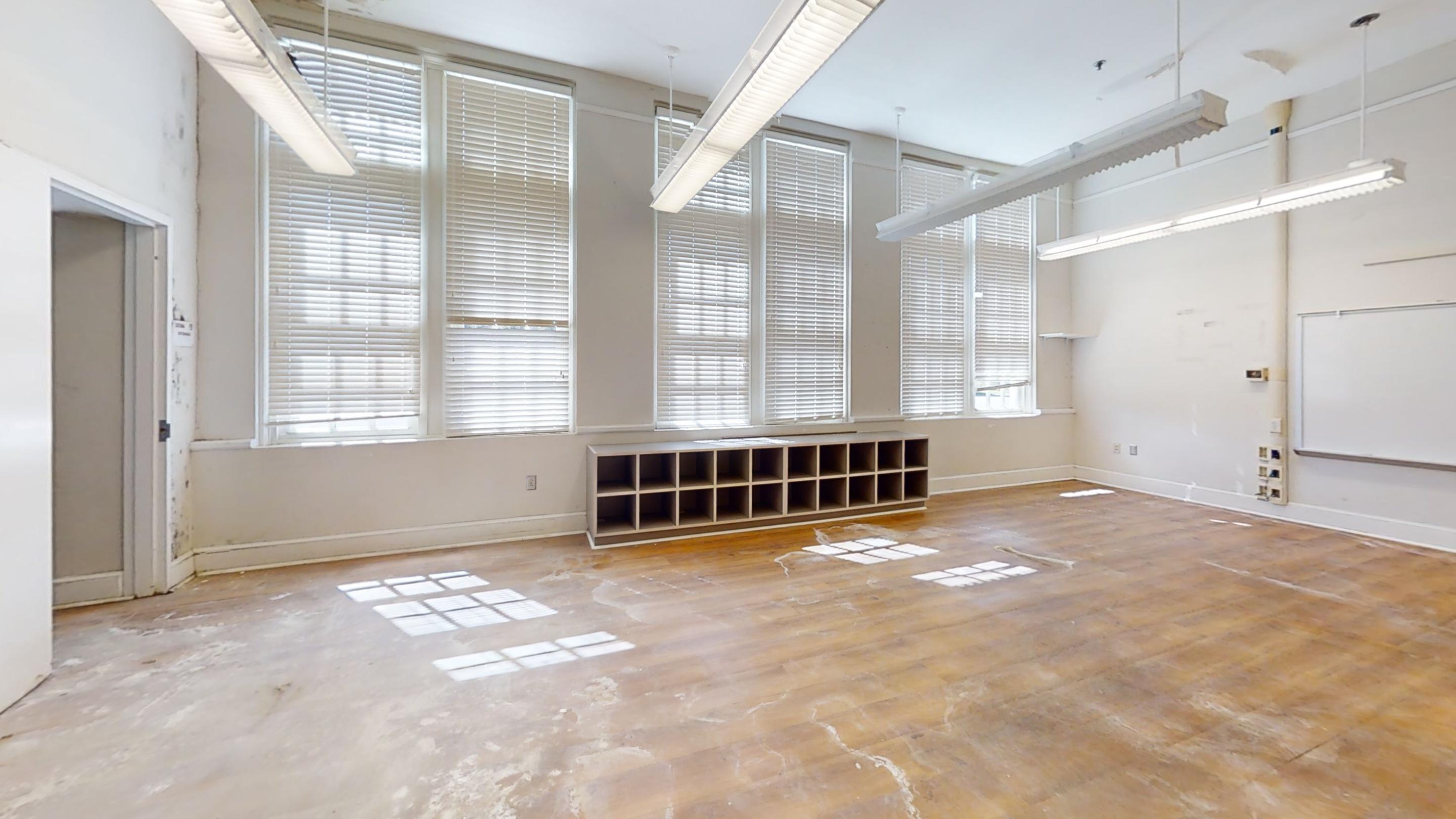 main property photo 102