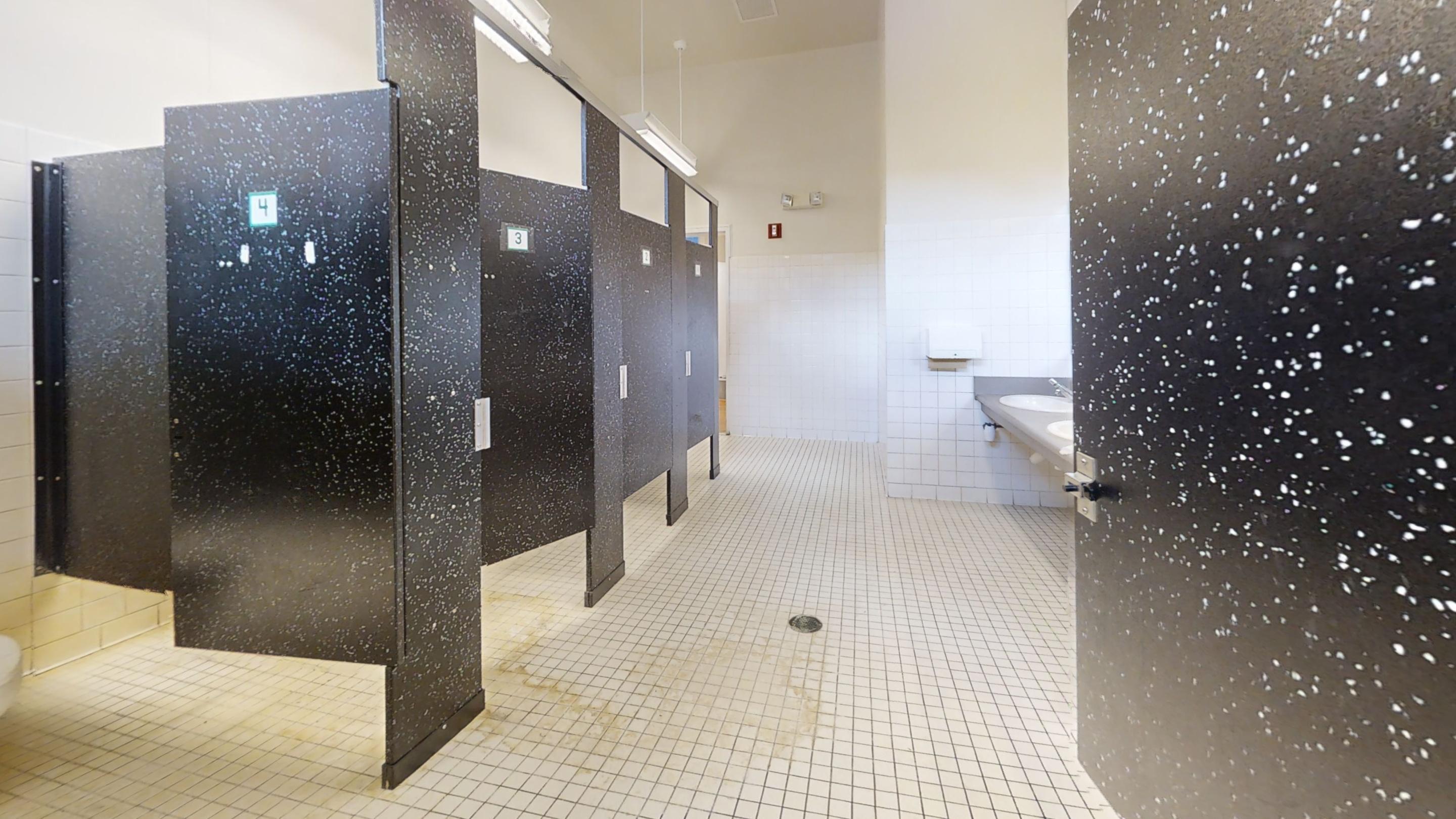 main property photo 71