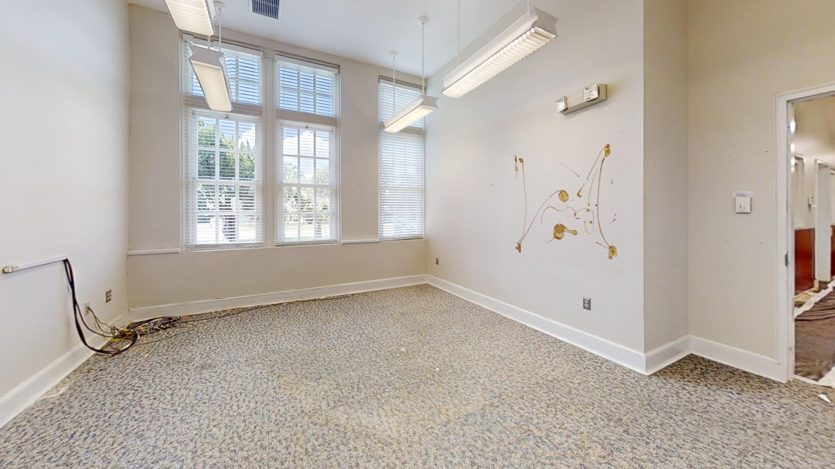 main property photo 79