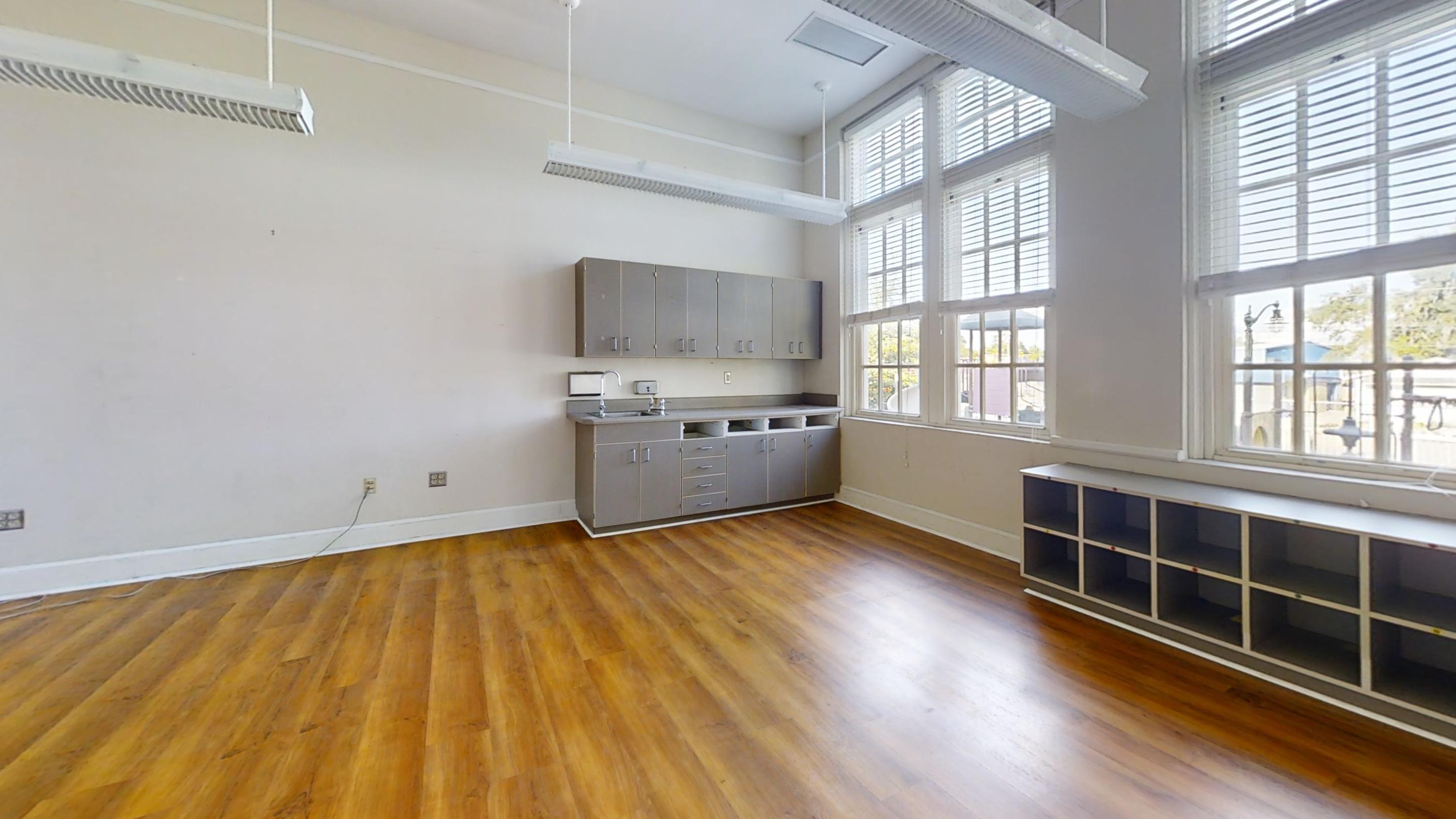 main property photo 86