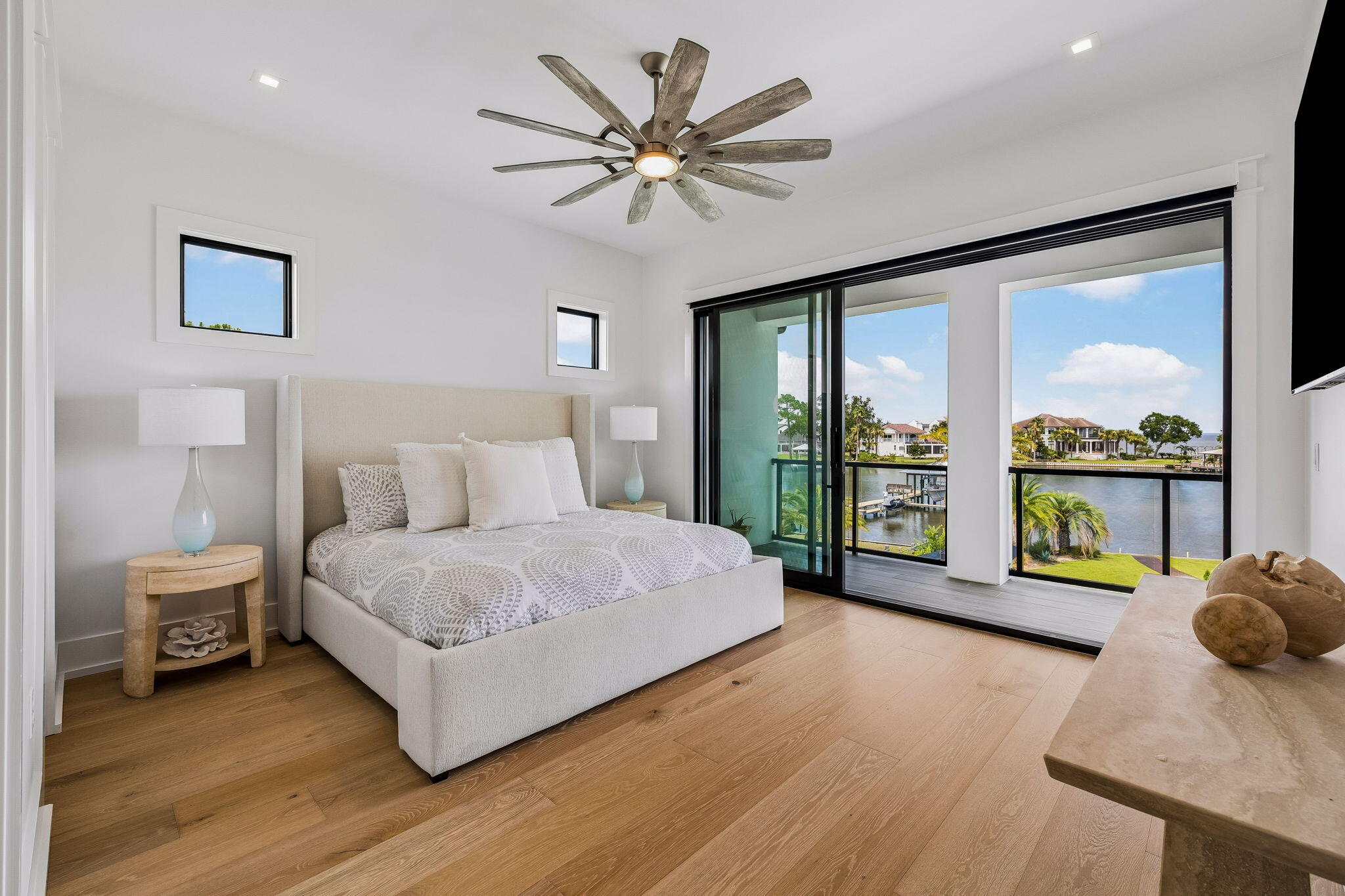 main property photo 73