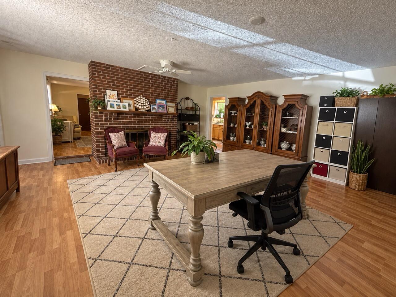 main property photo 7