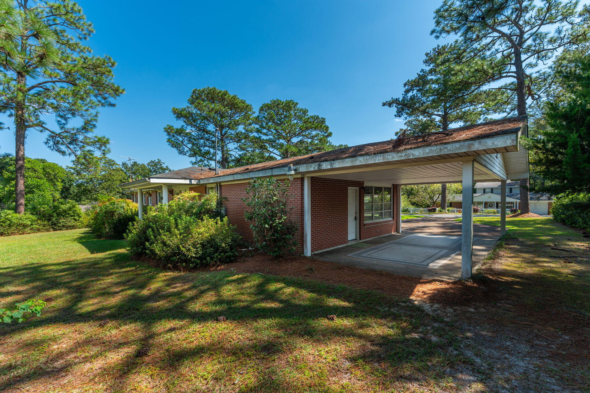 main property photo 37