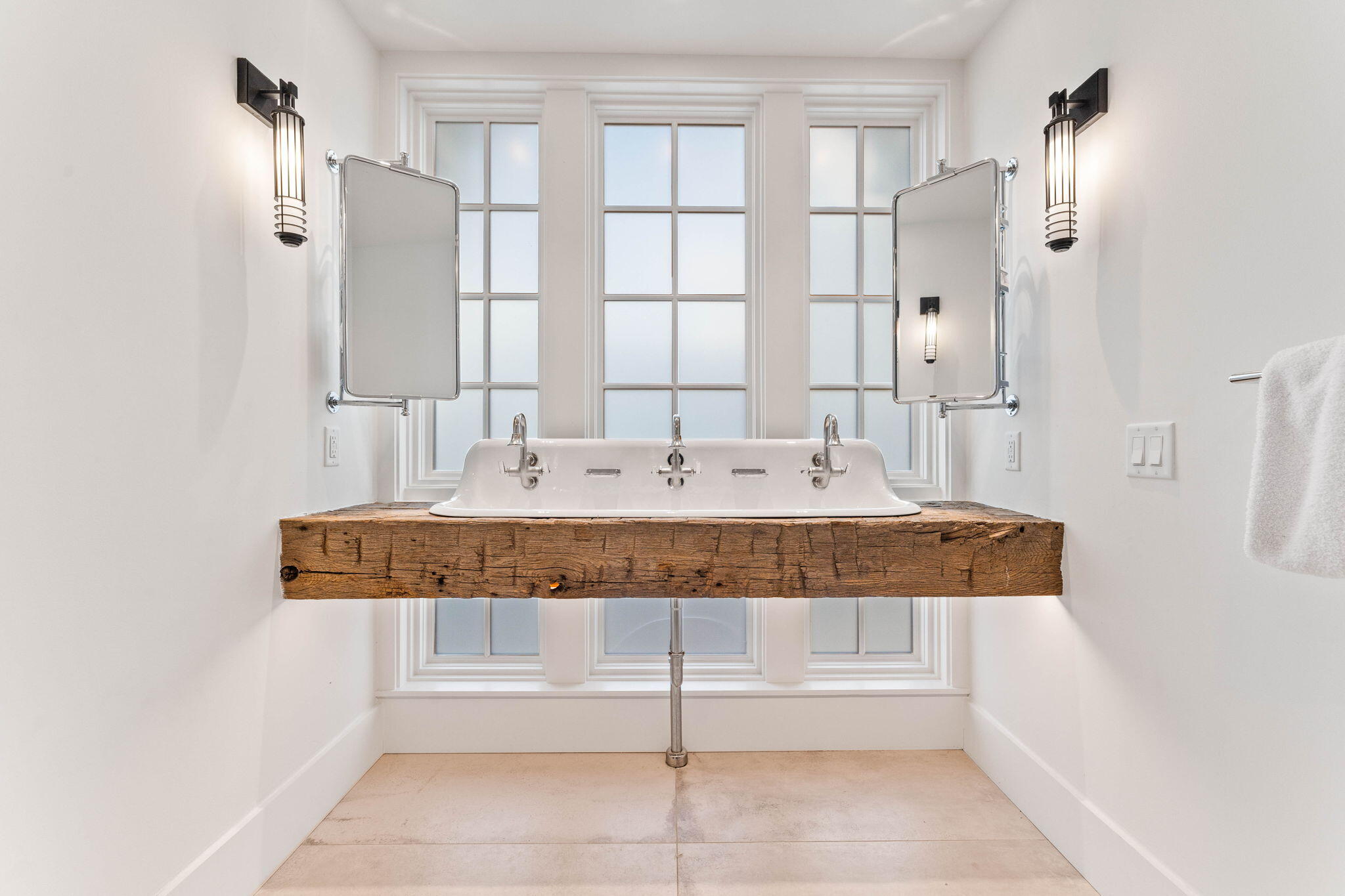 main property photo 108
