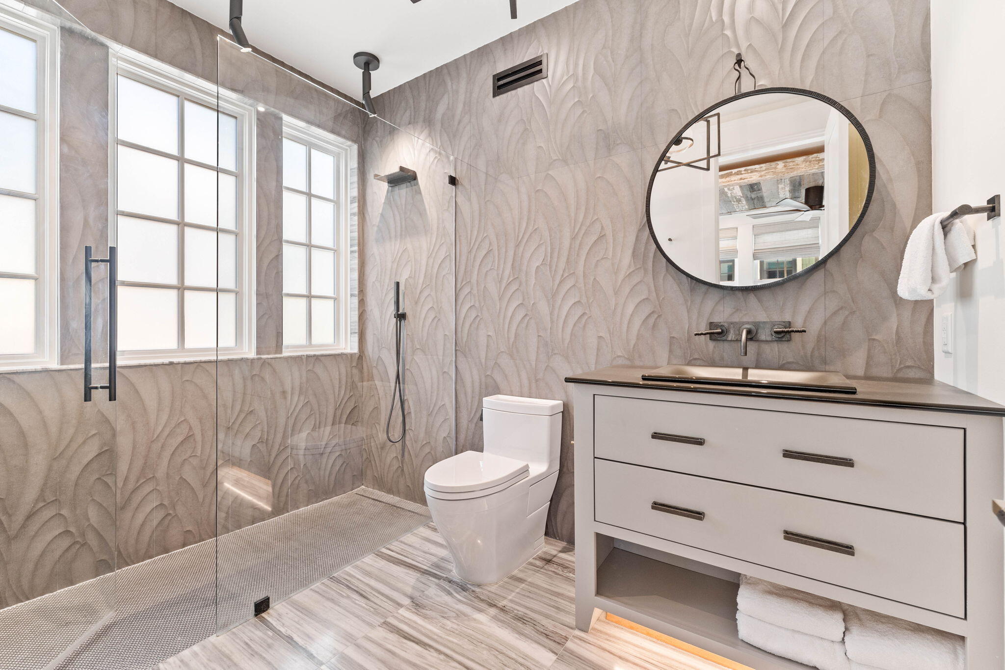 main property photo 65