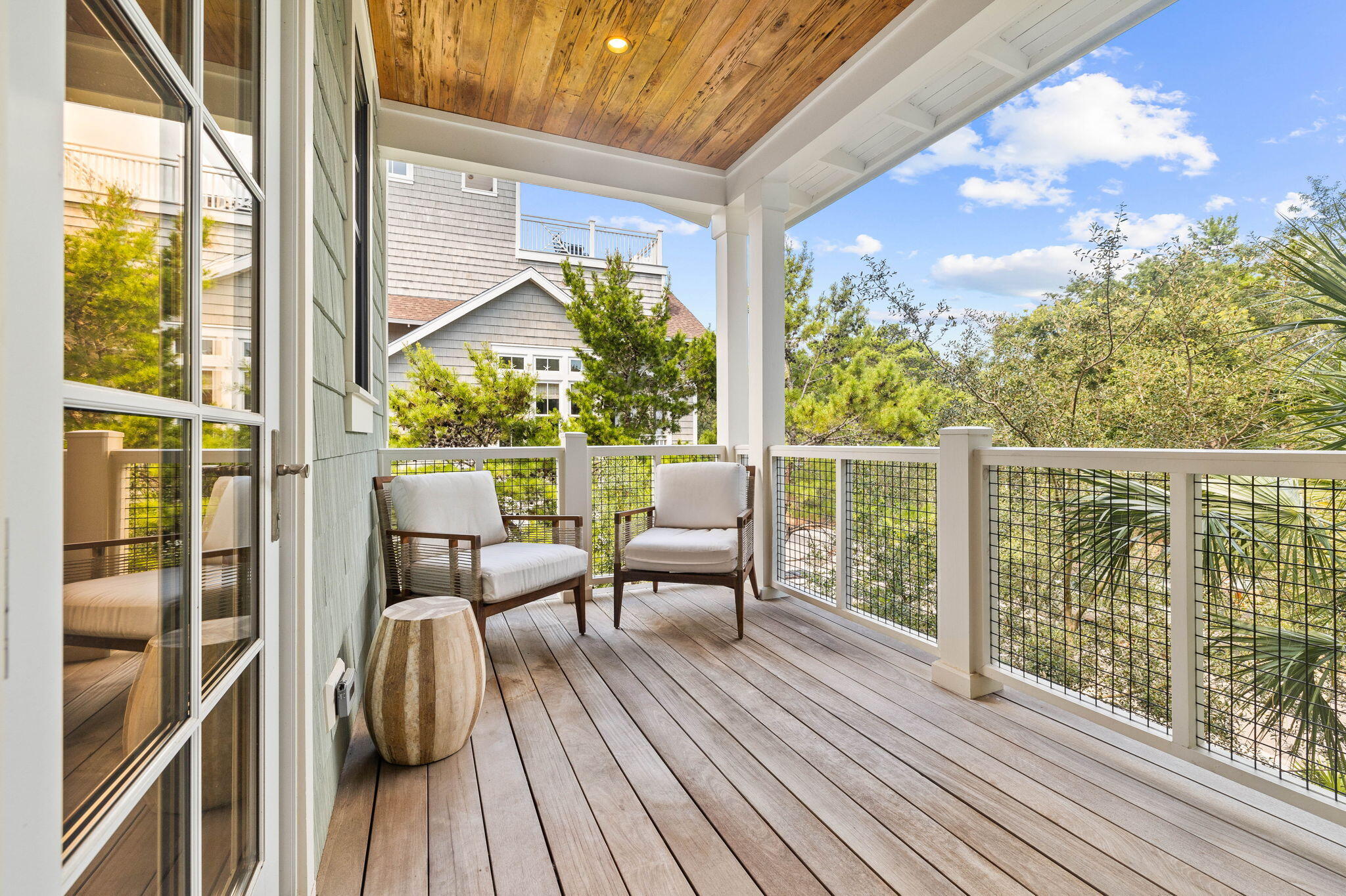 main property photo 78