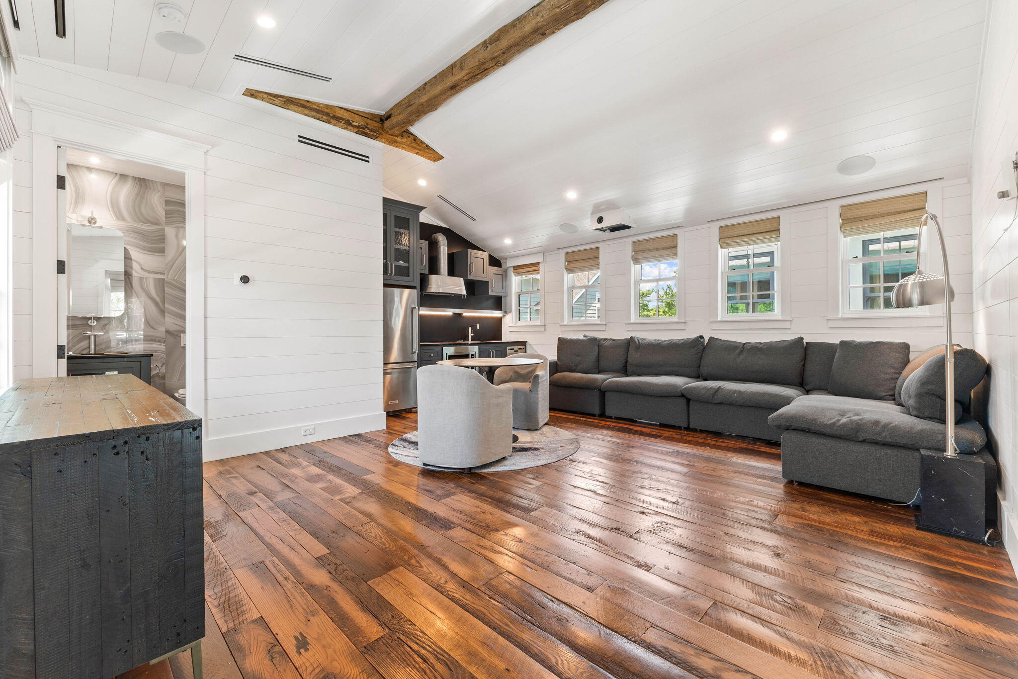 main property photo 95