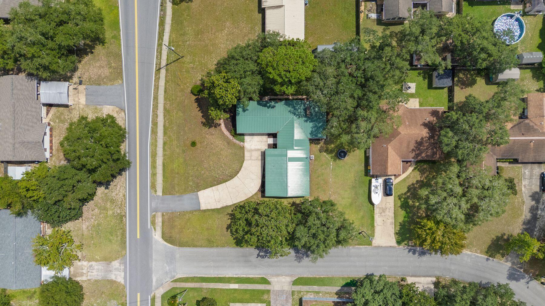 main property photo 40