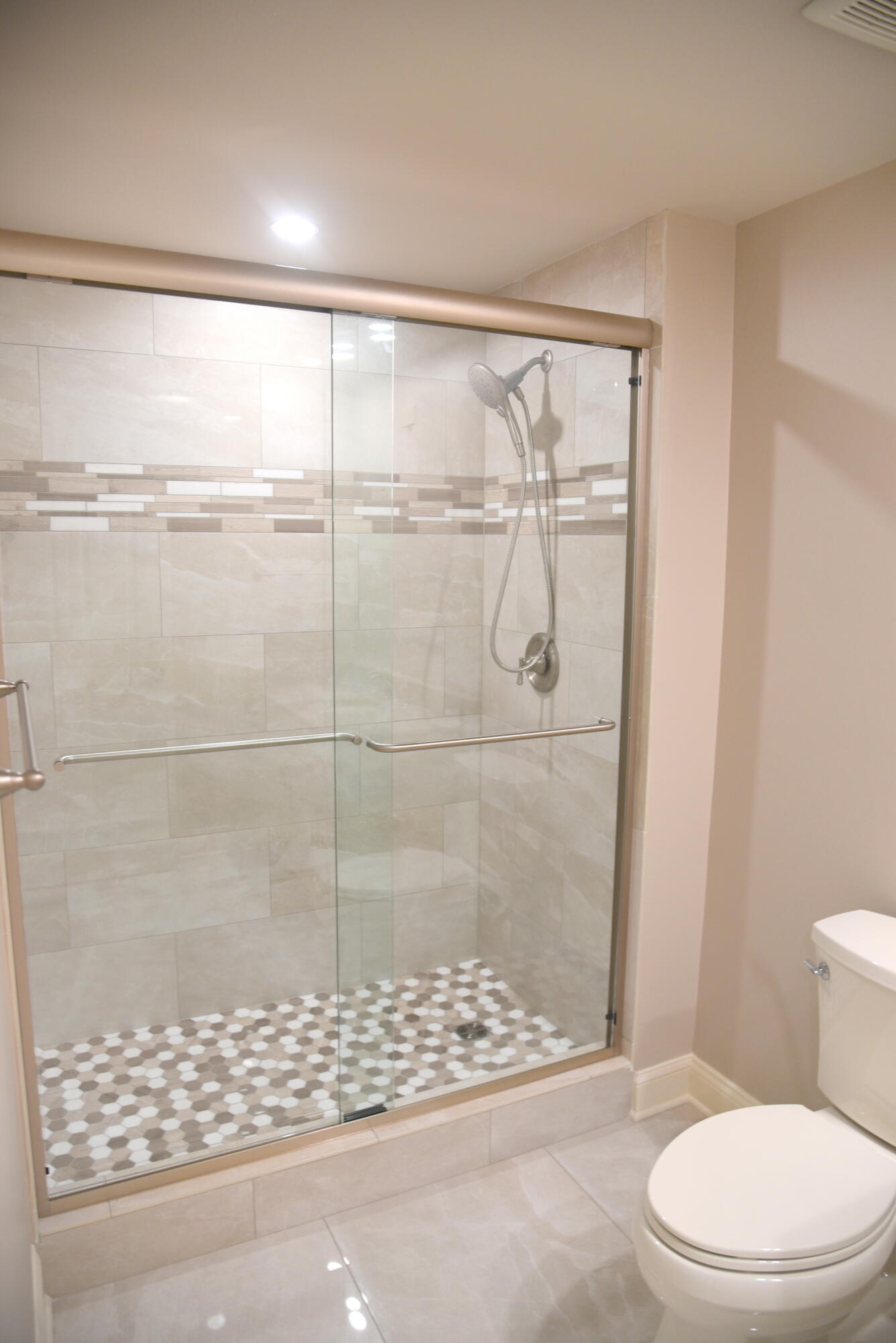 main property photo 85