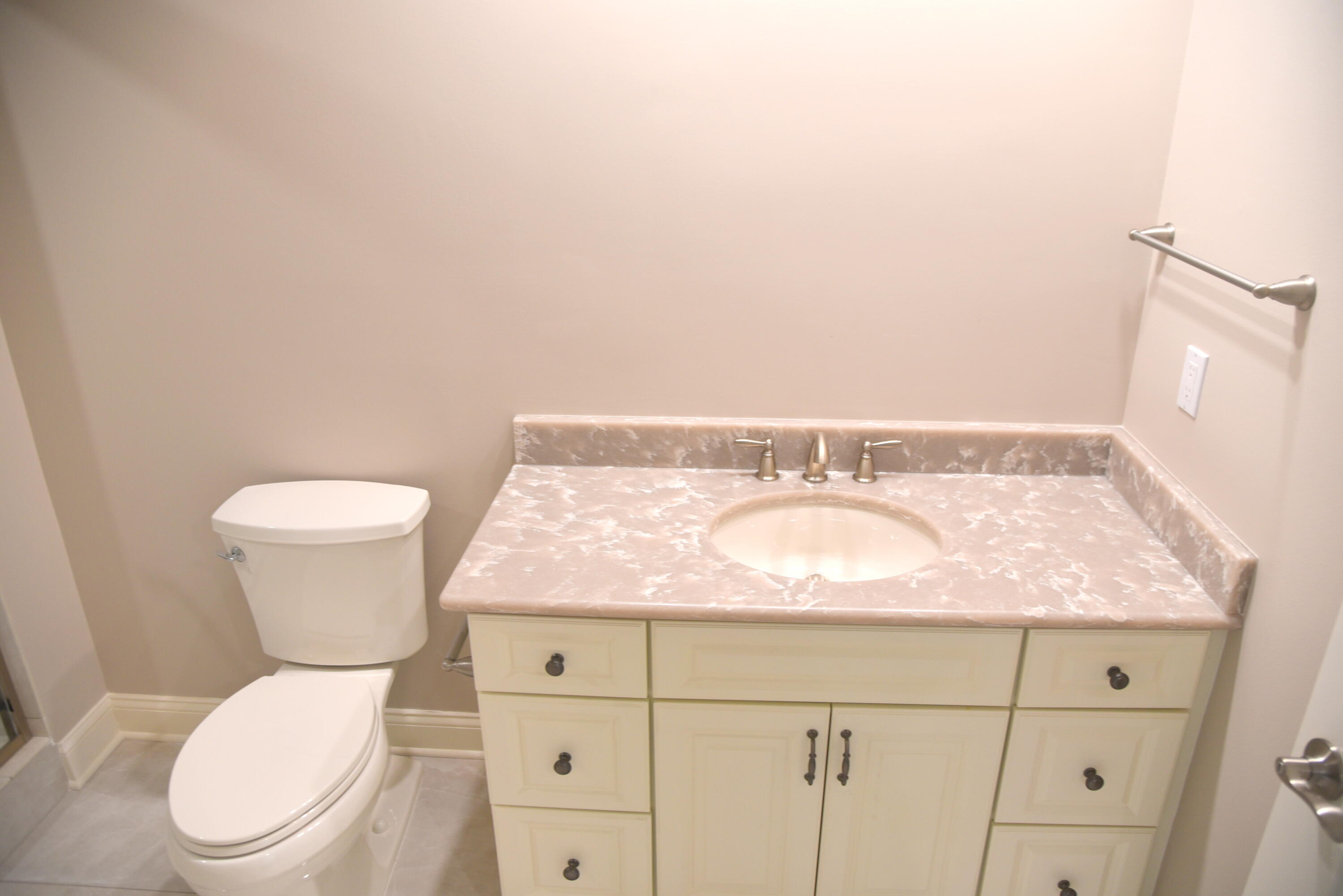 main property photo 87