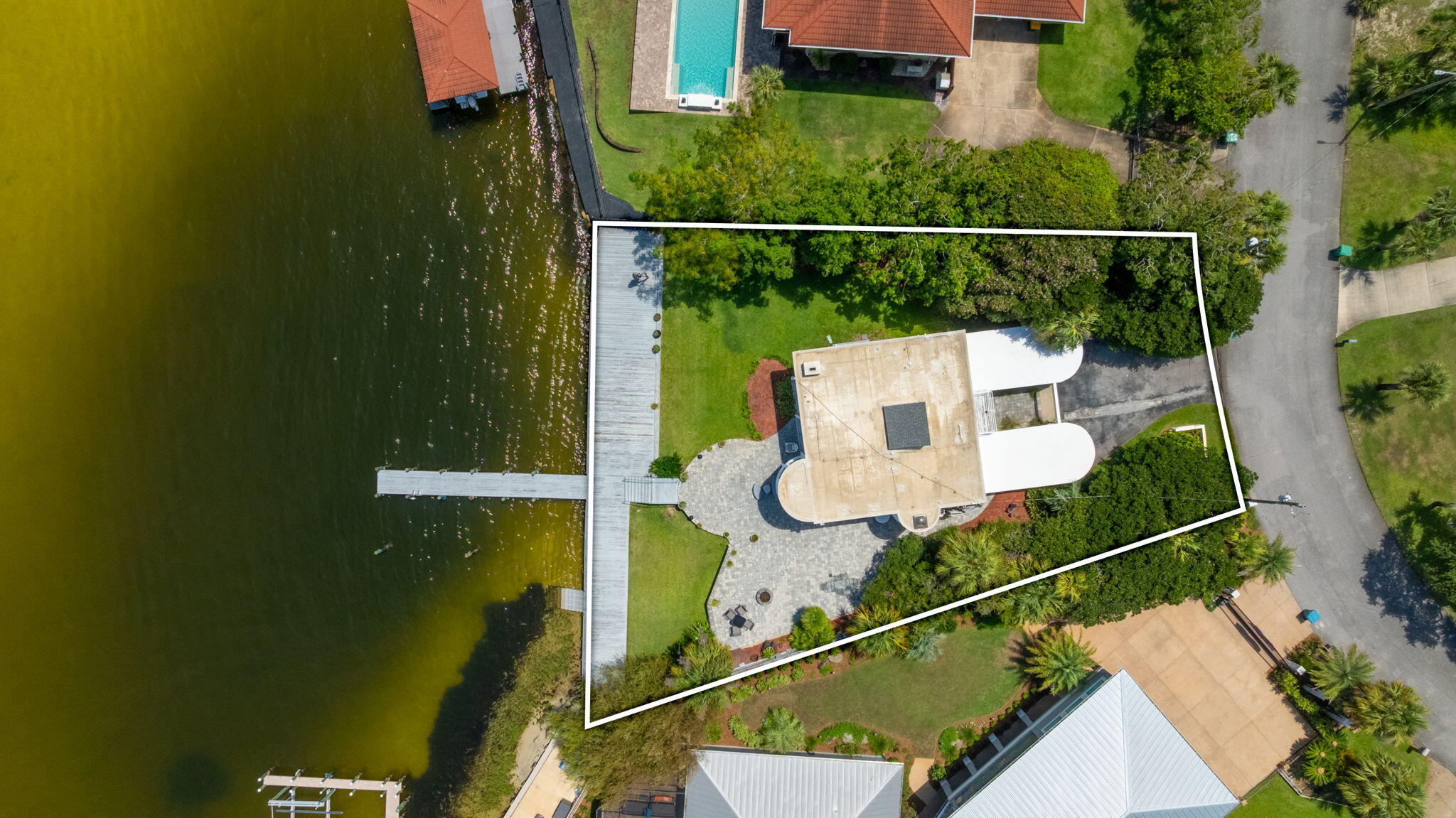 main property photo 73