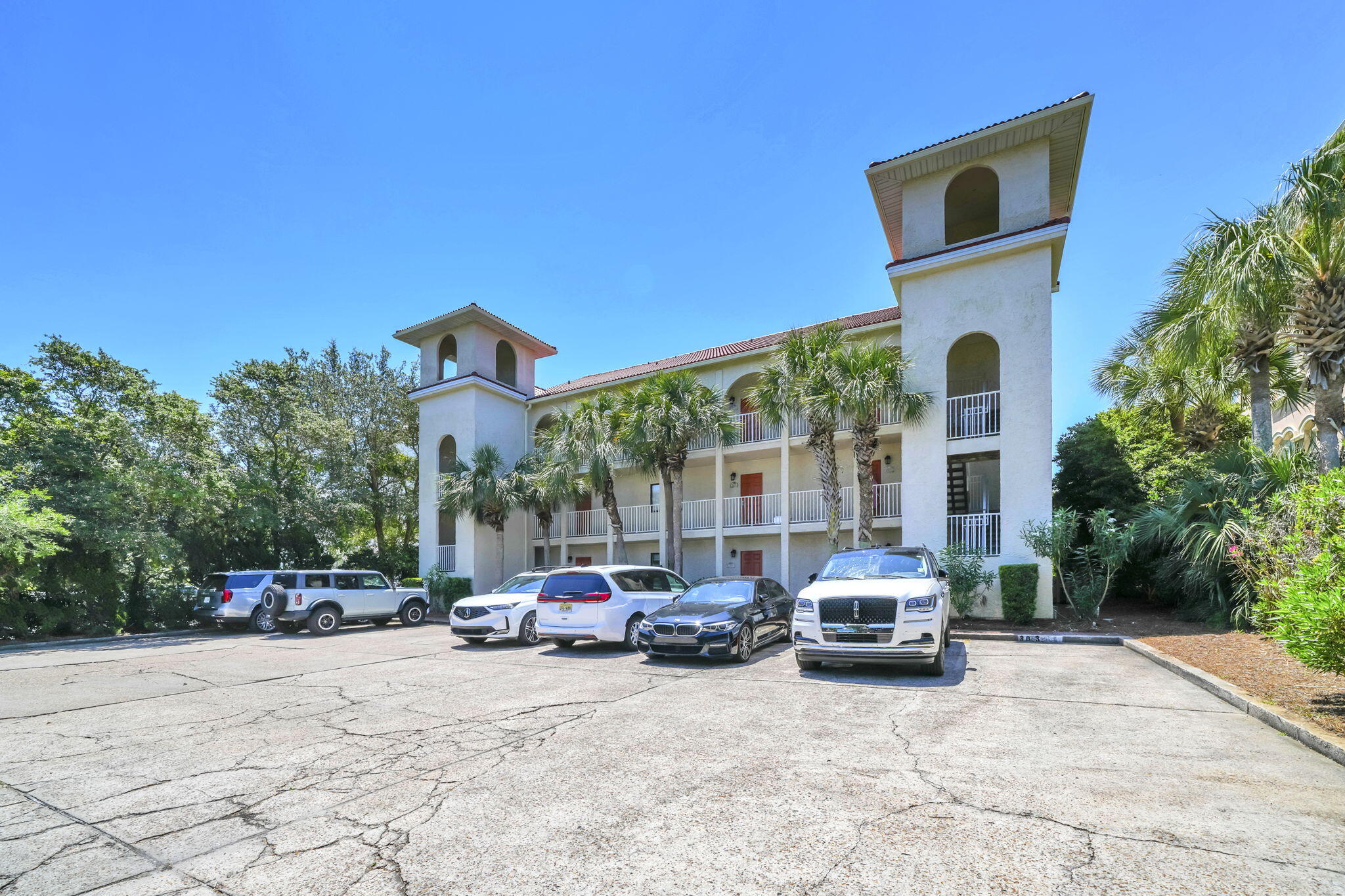 main property photo 66