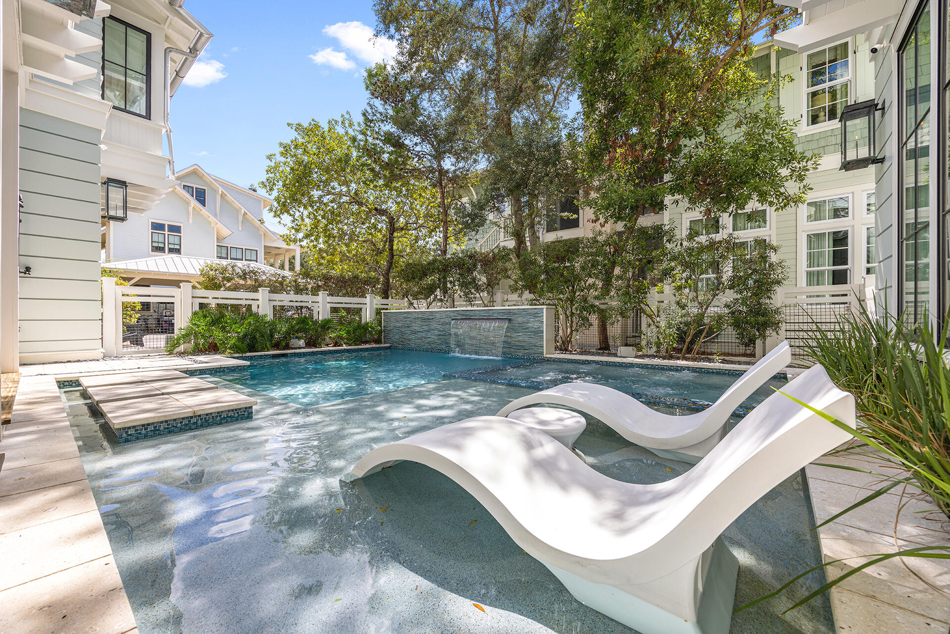 main property photo 75