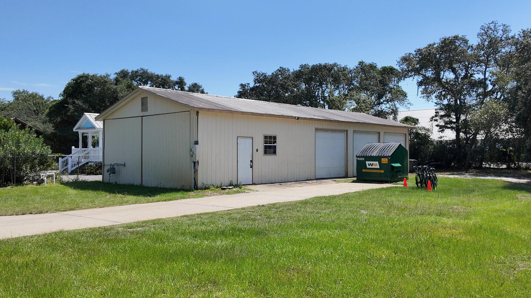 main property photo 12