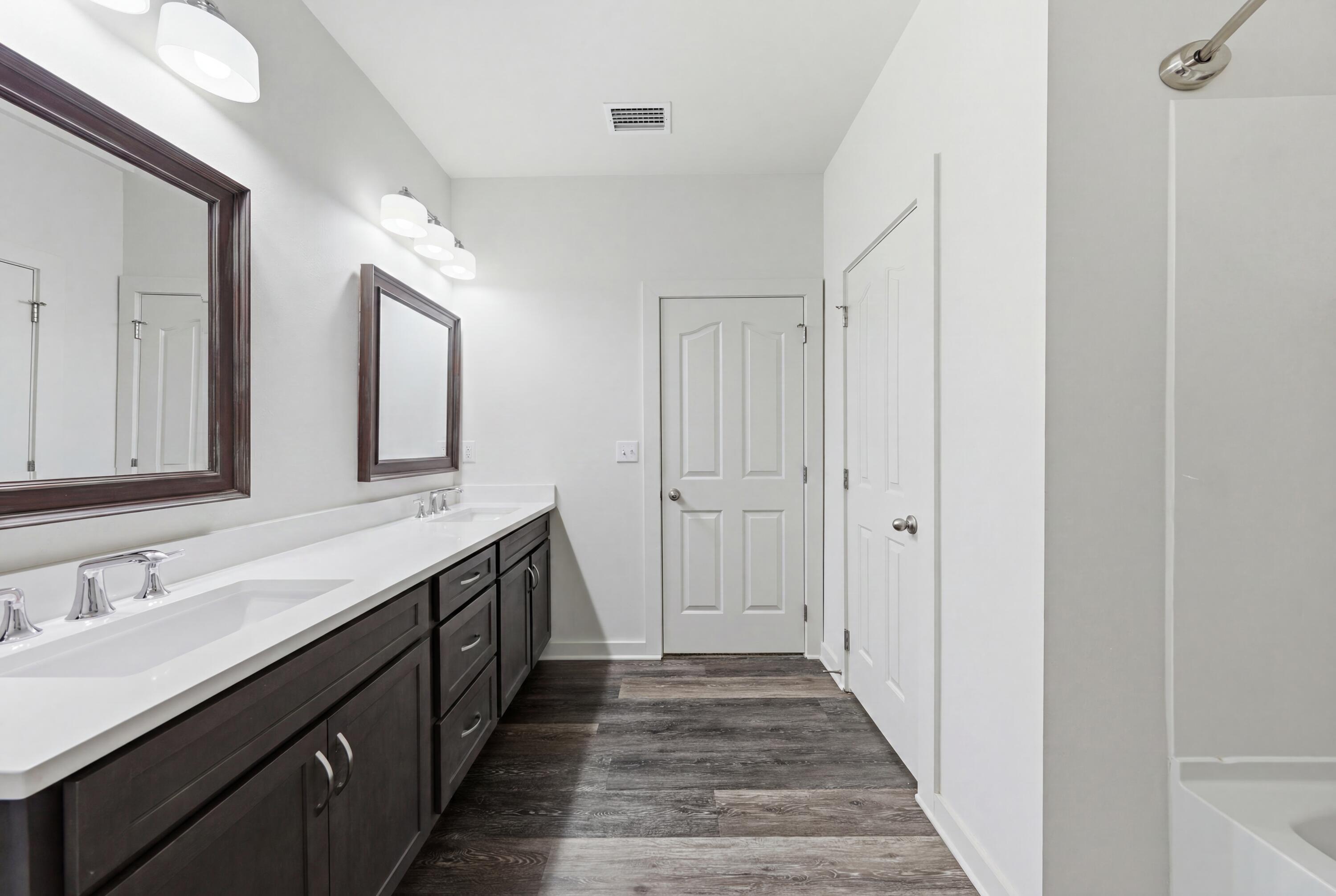 main property photo 79