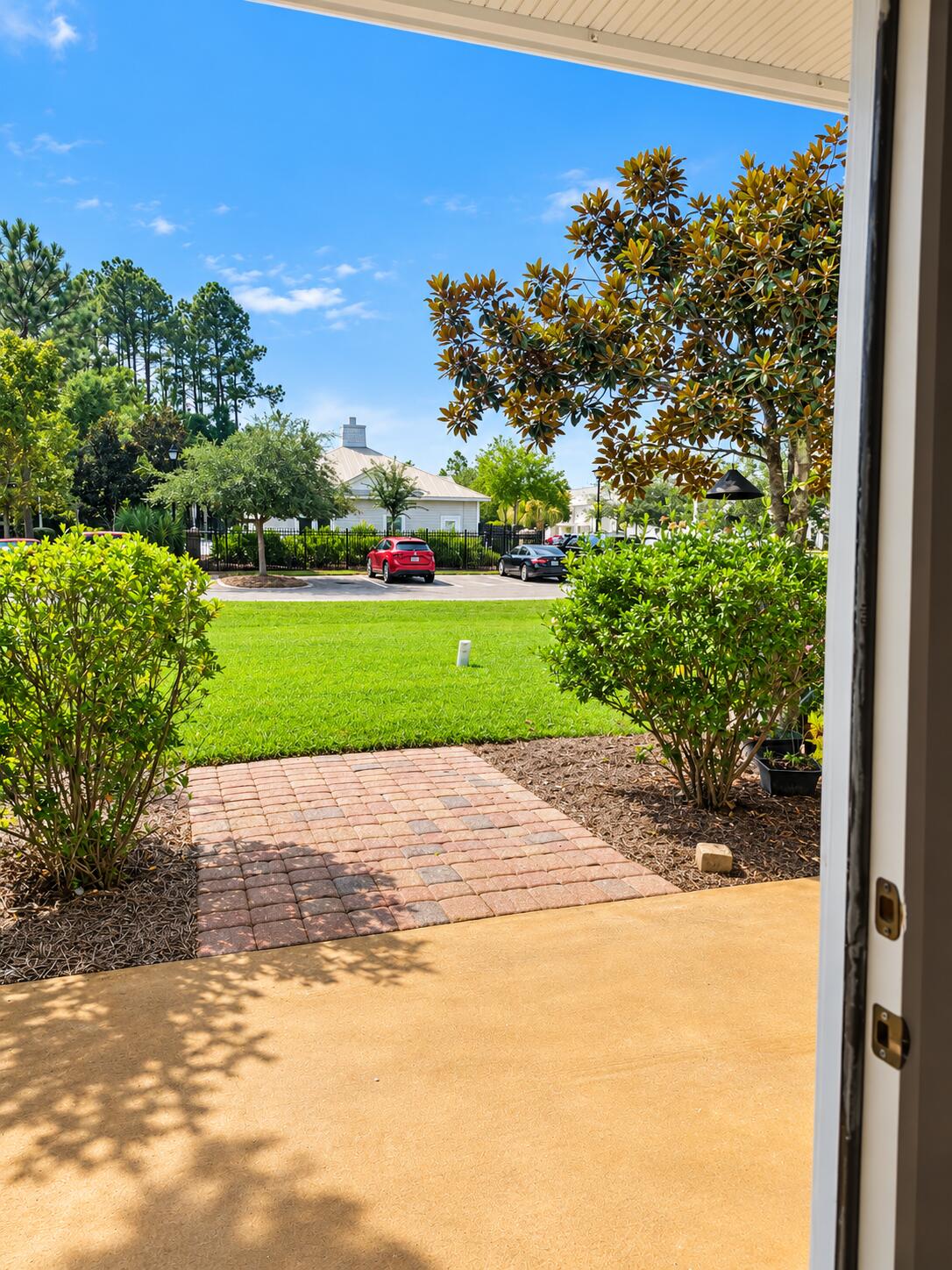 main property photo 32