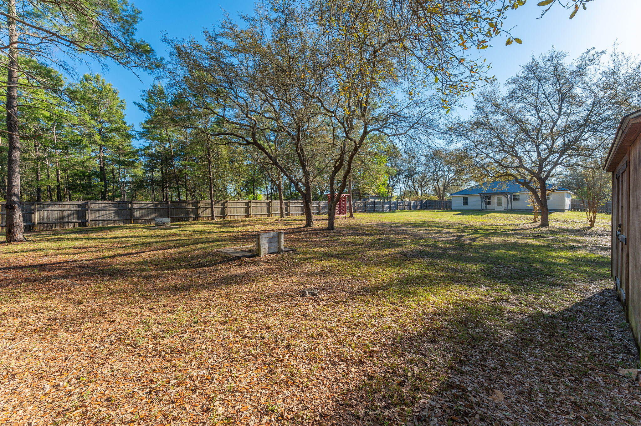 main property photo 31