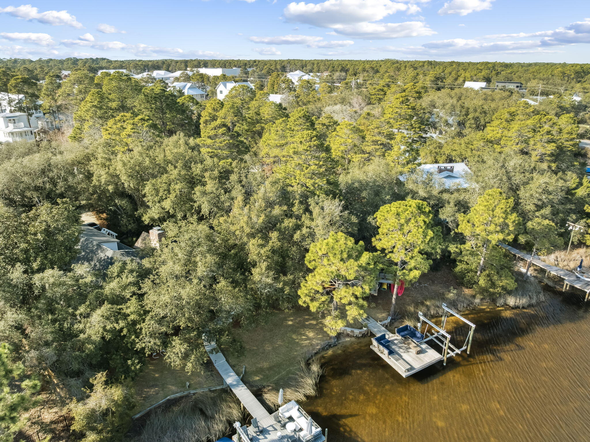 main property photo 76