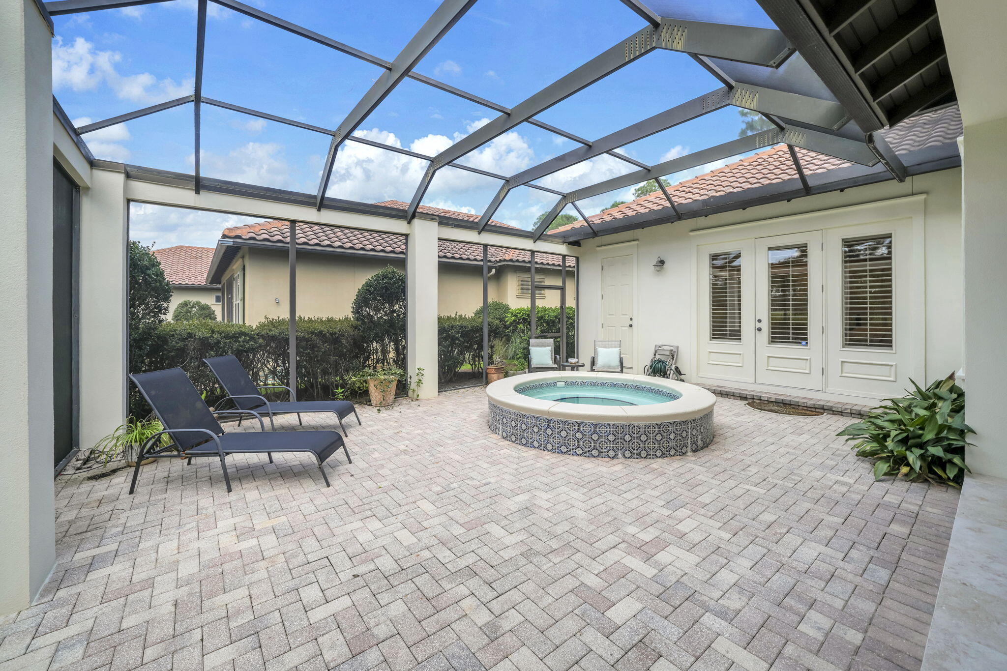 main property photo 49