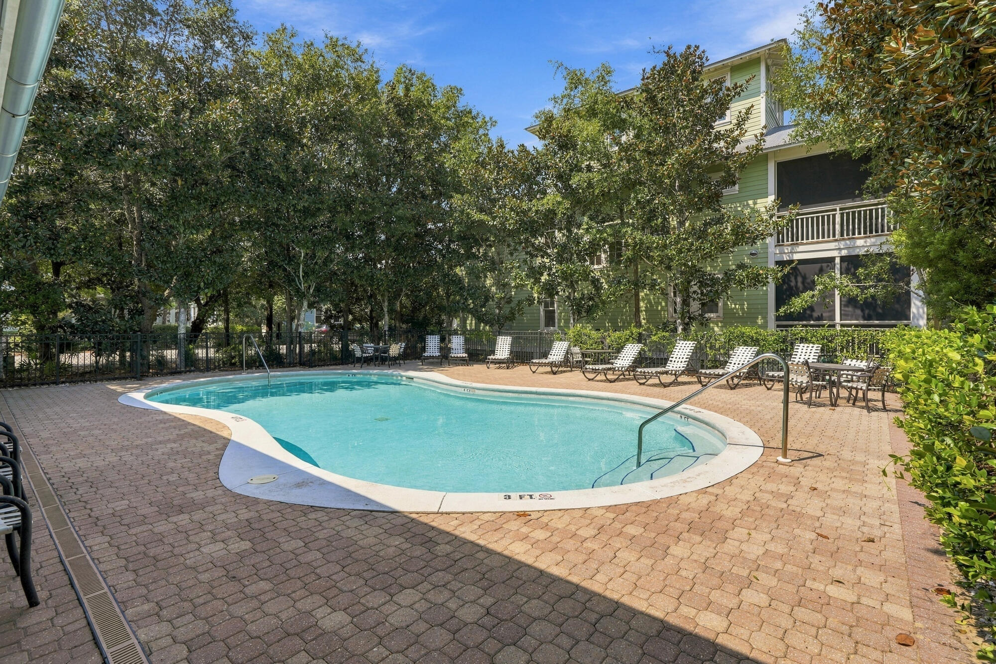 main property photo 80