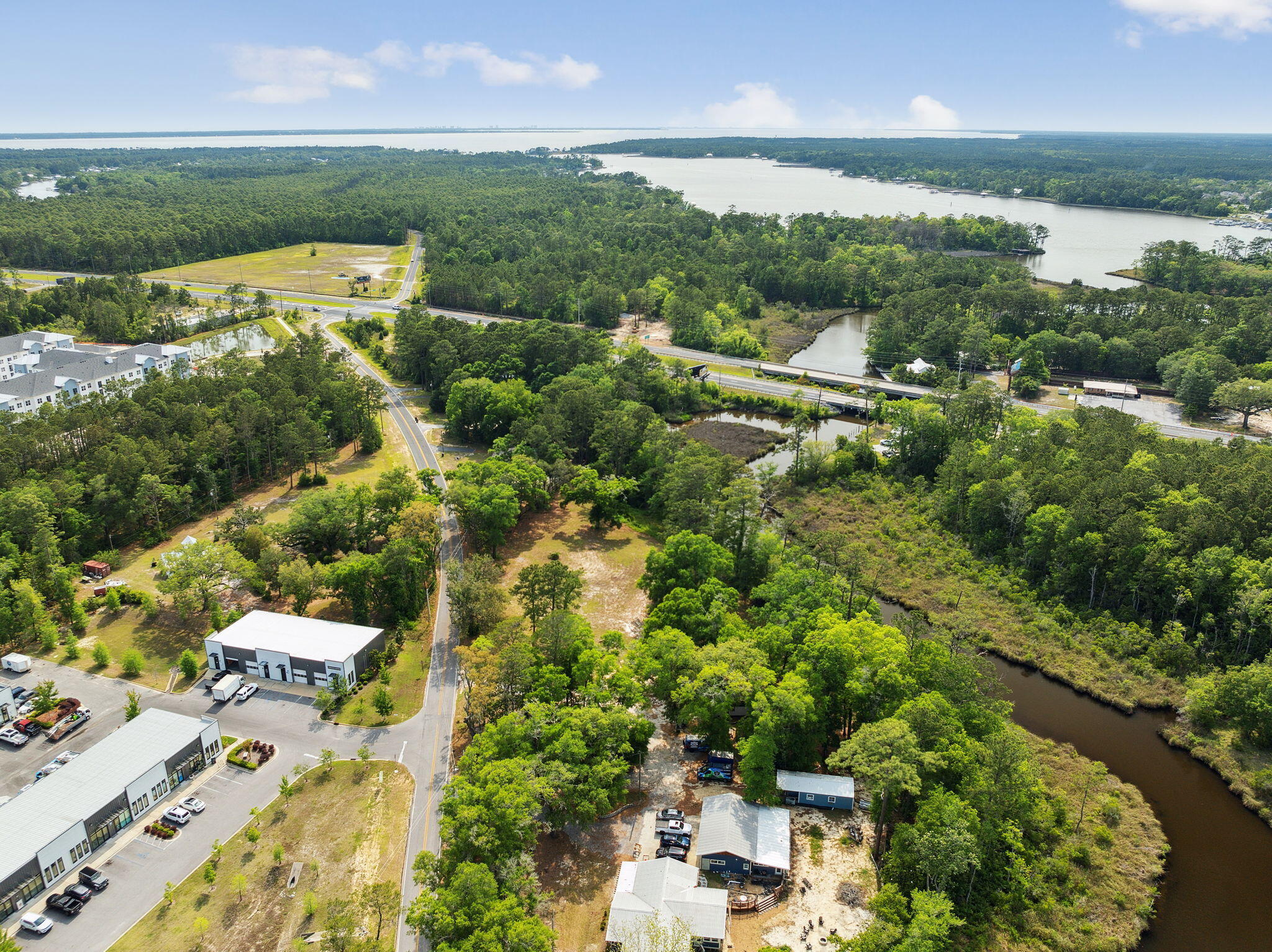 main property photo 13