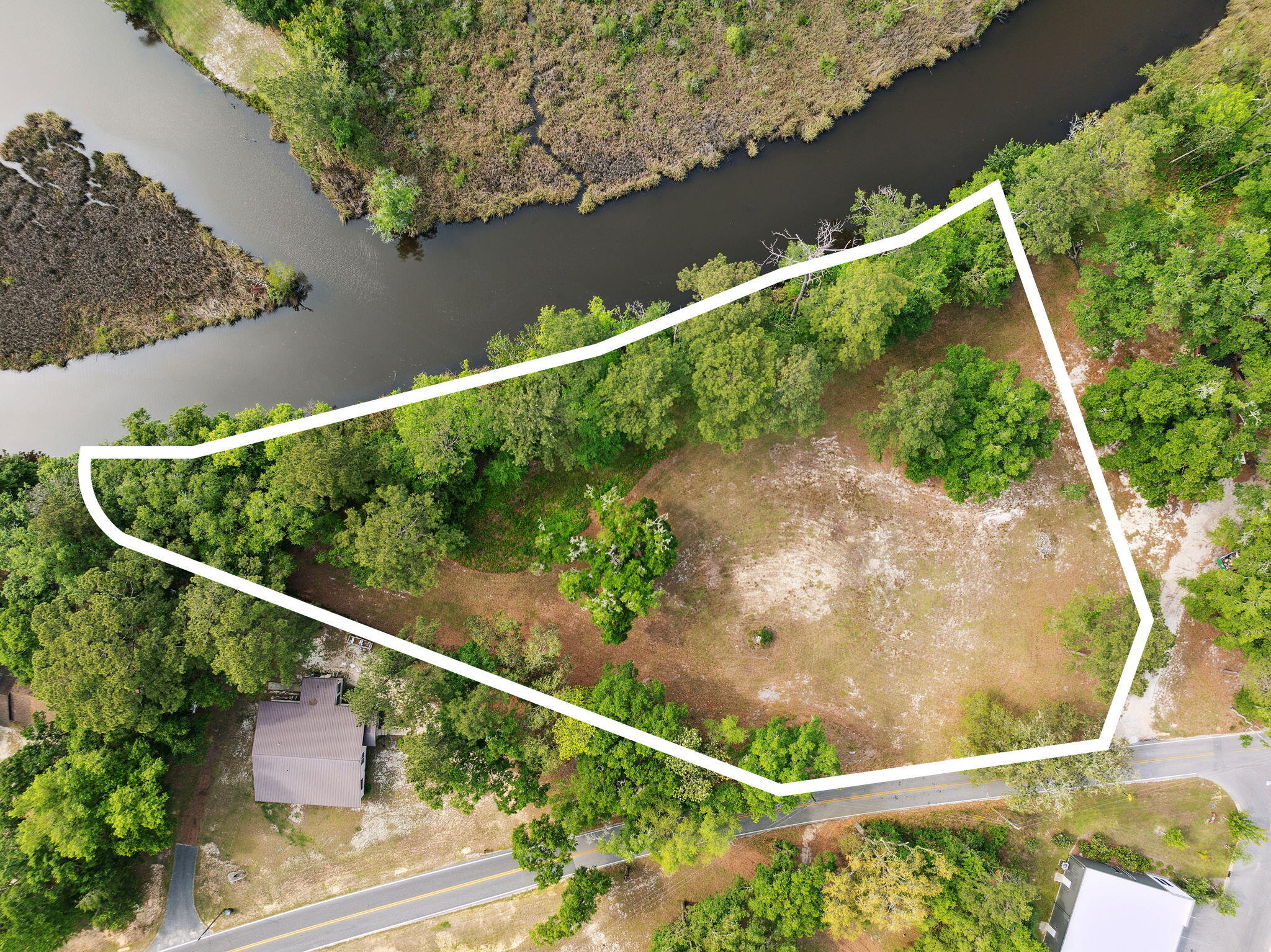 main property photo 21