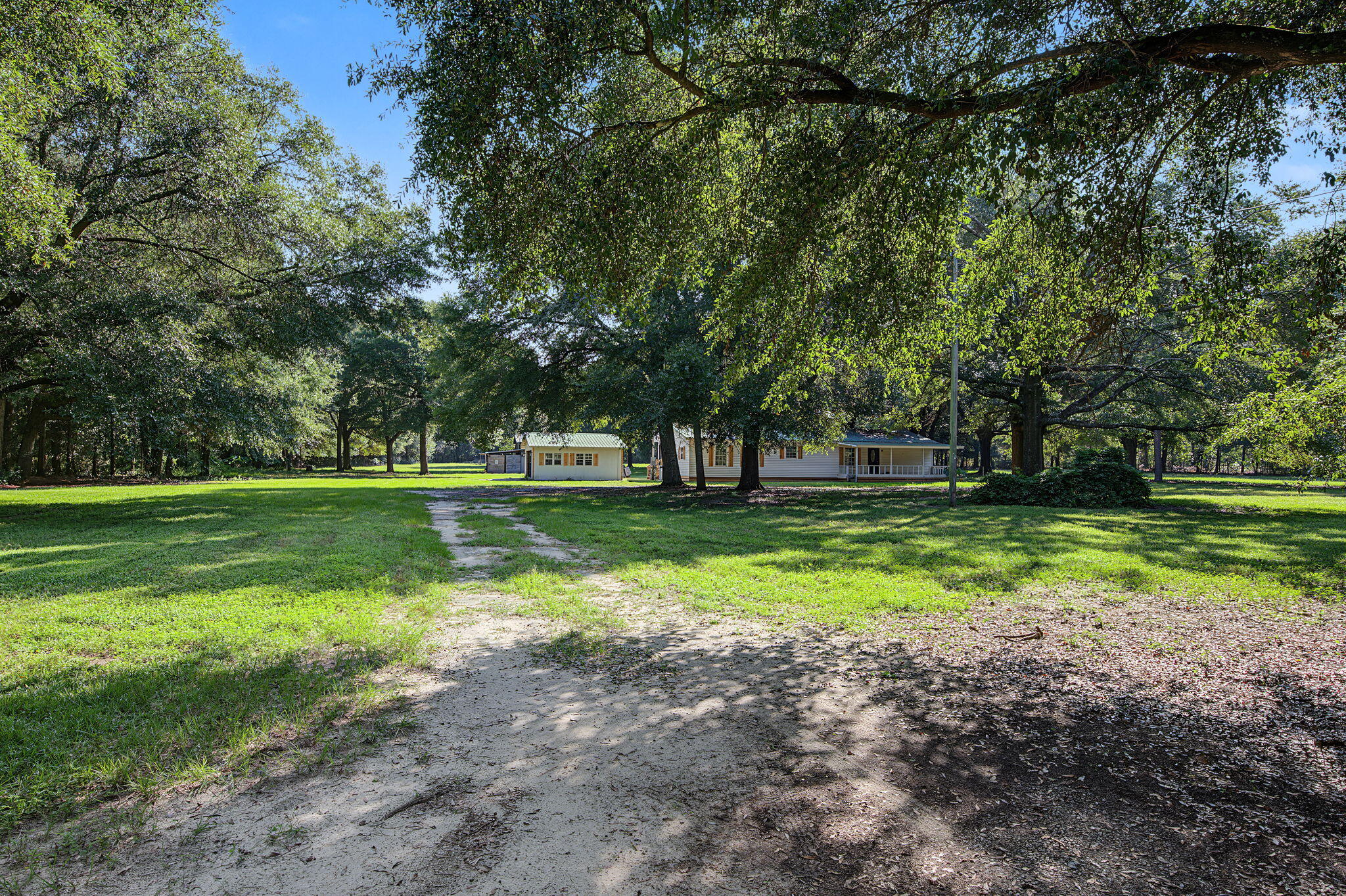 main property photo 44
