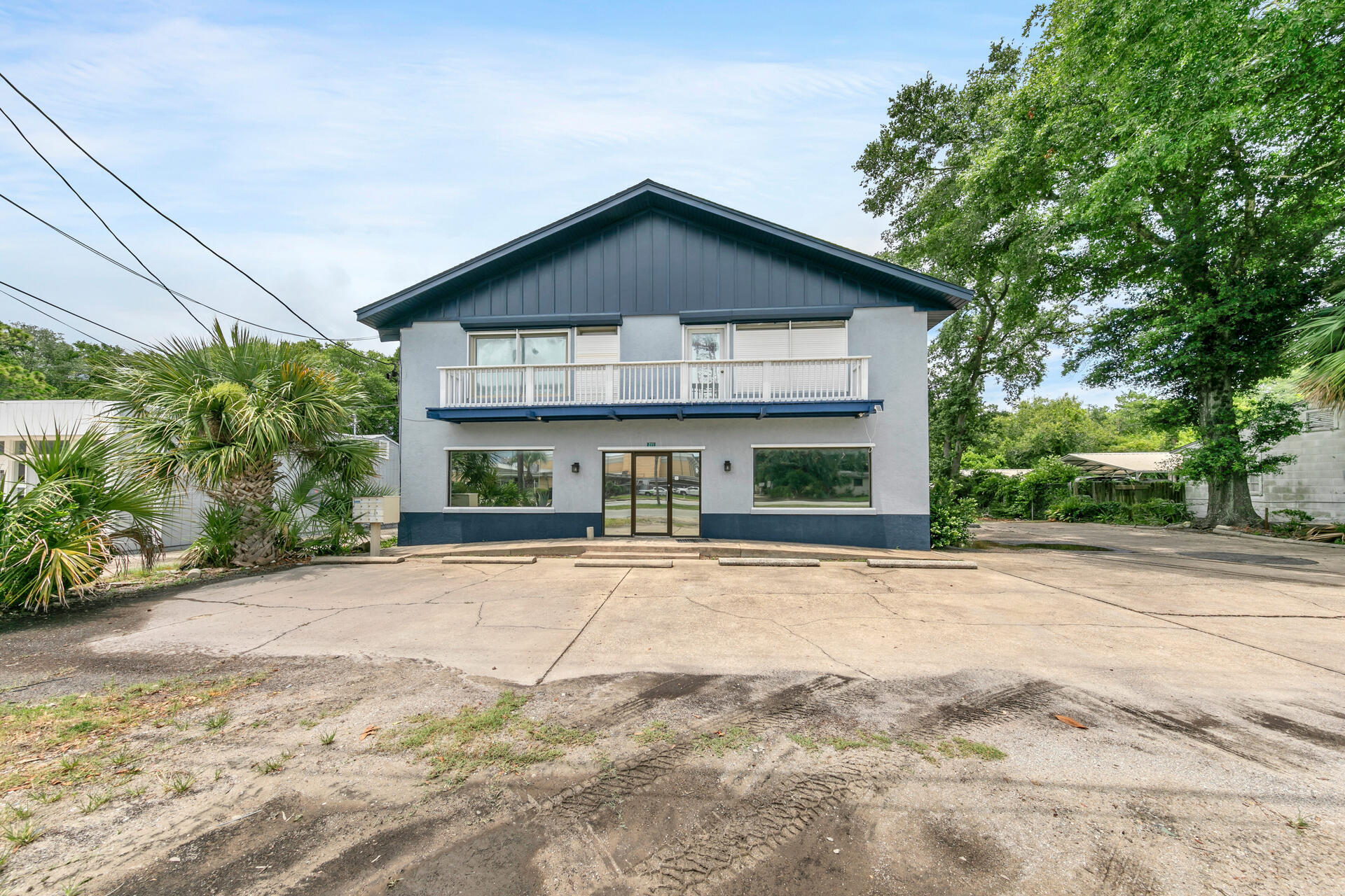 main property photo 39