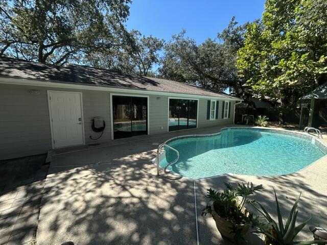 main property photo 15