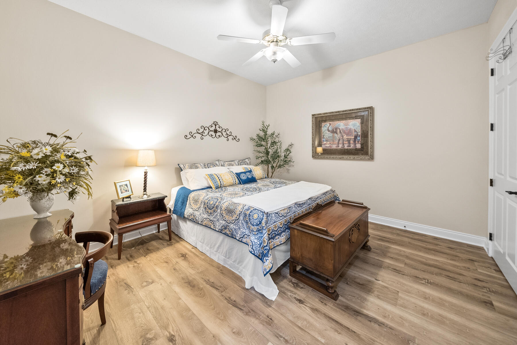 main property photo 76