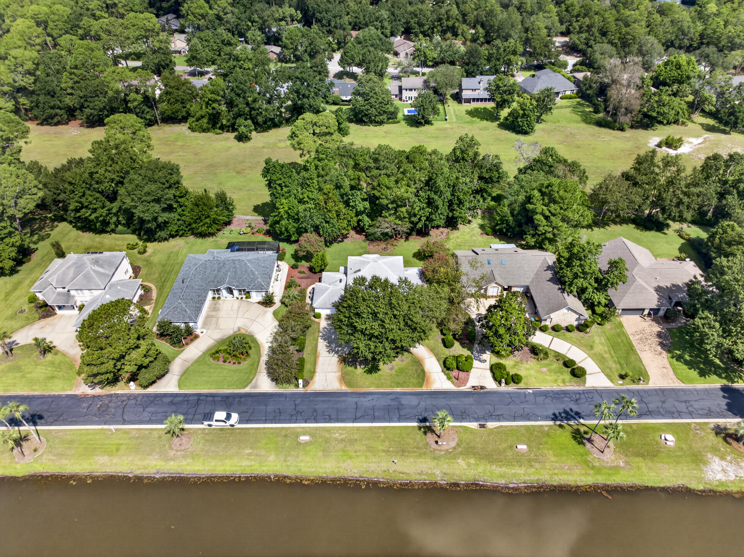 main property photo 60