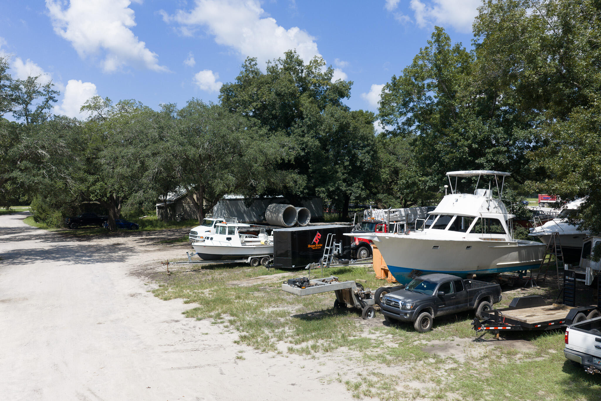 main property photo 25