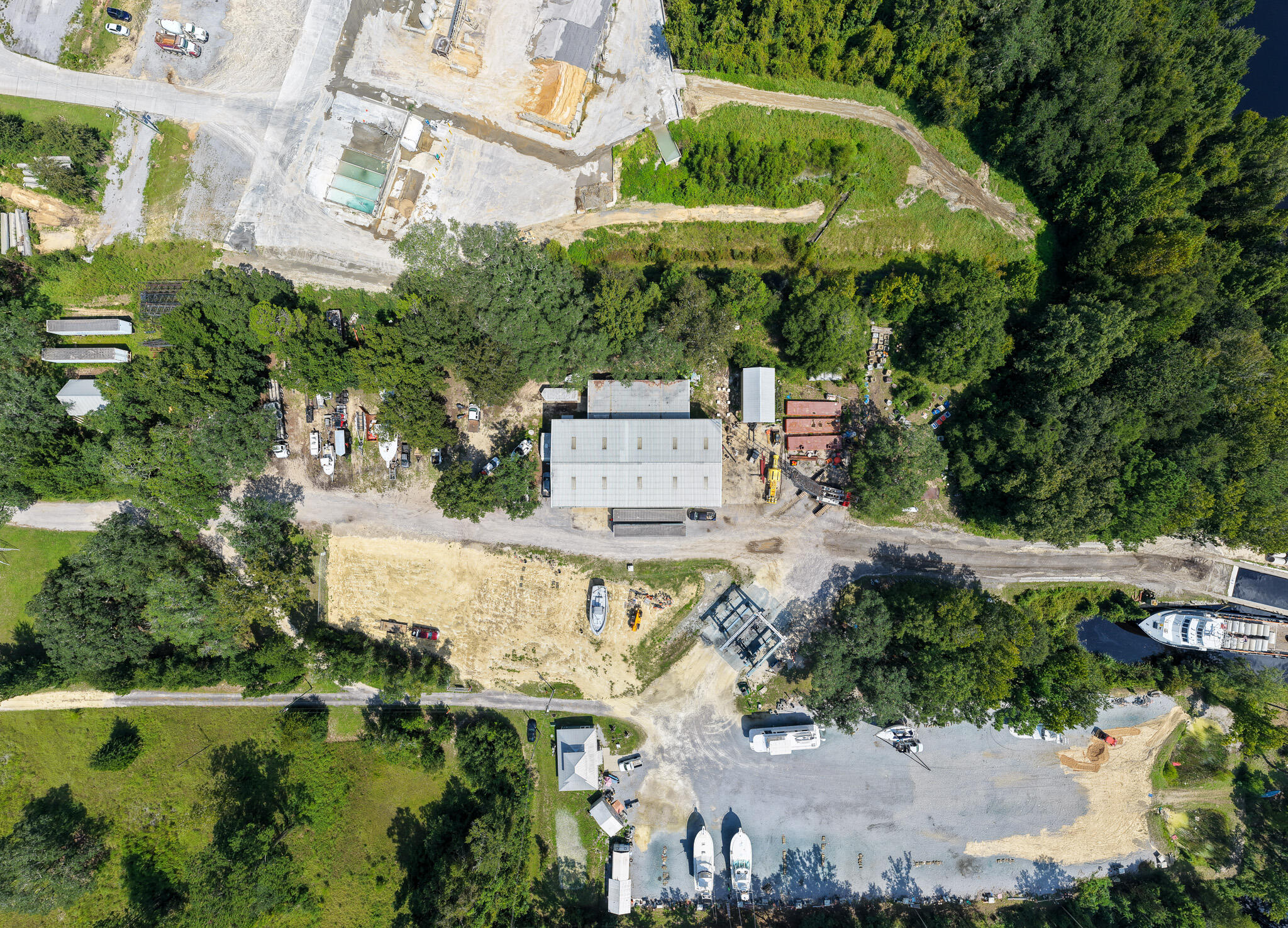 main property photo 34