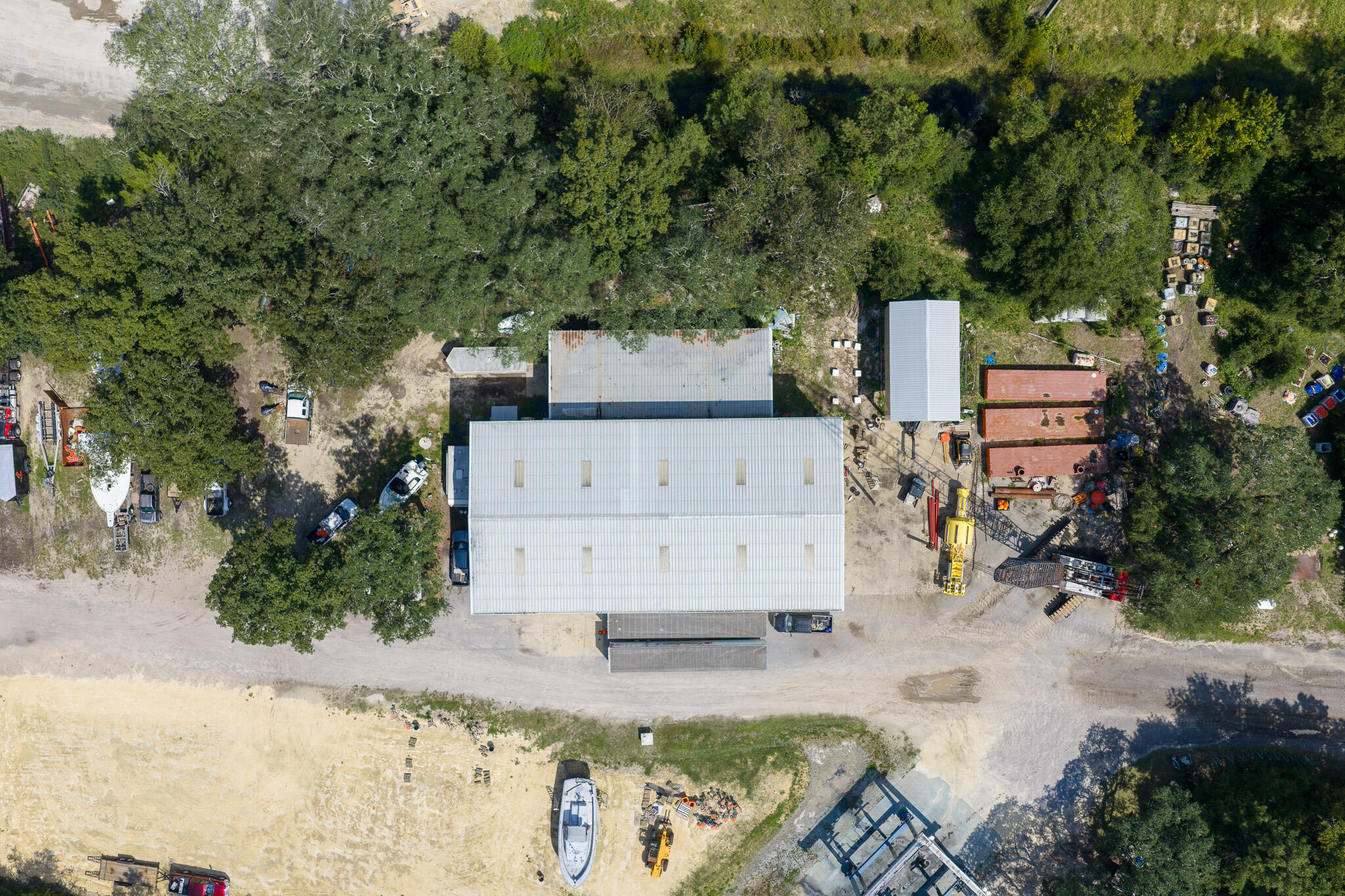 main property photo 35