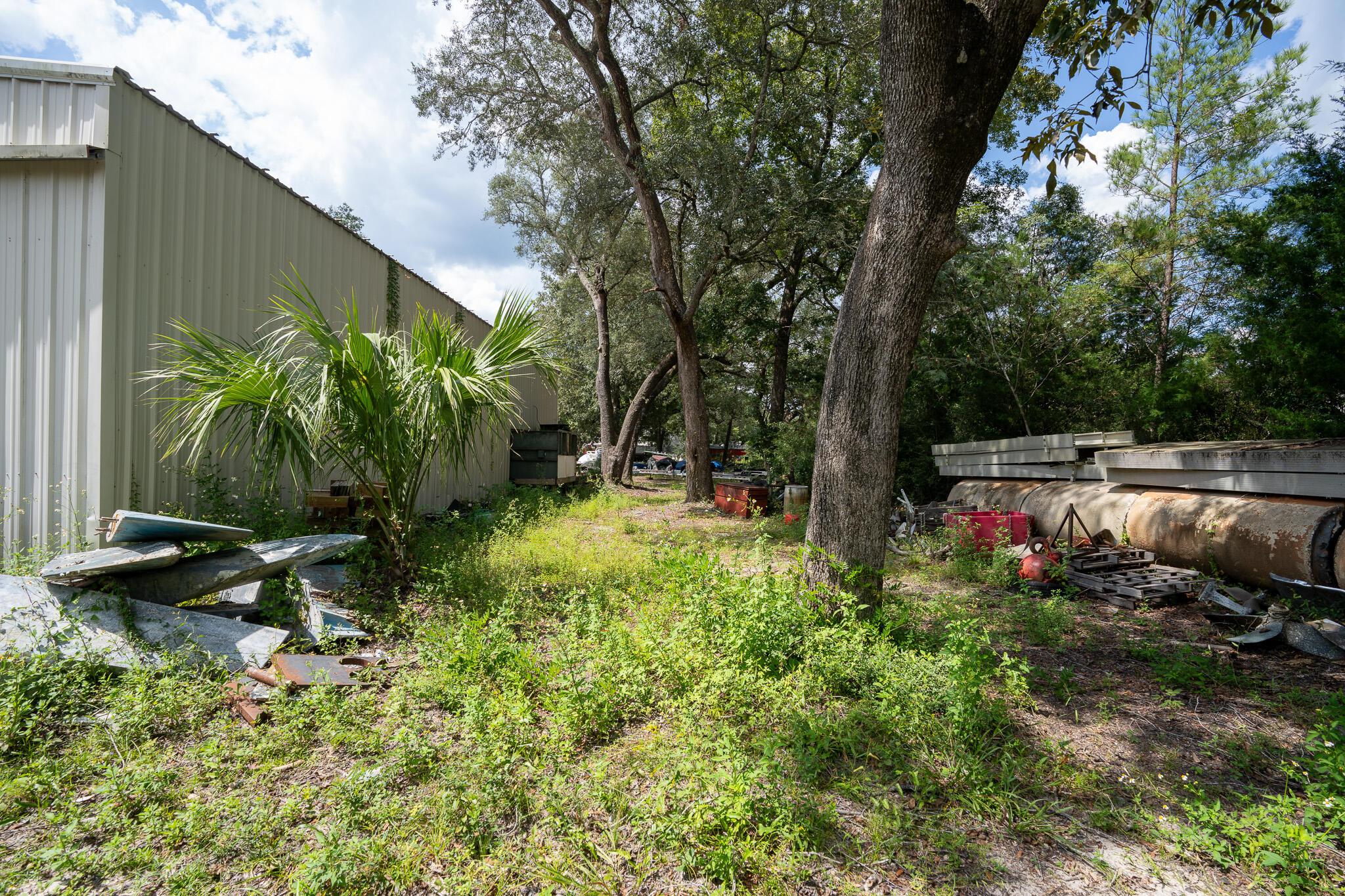main property photo 6