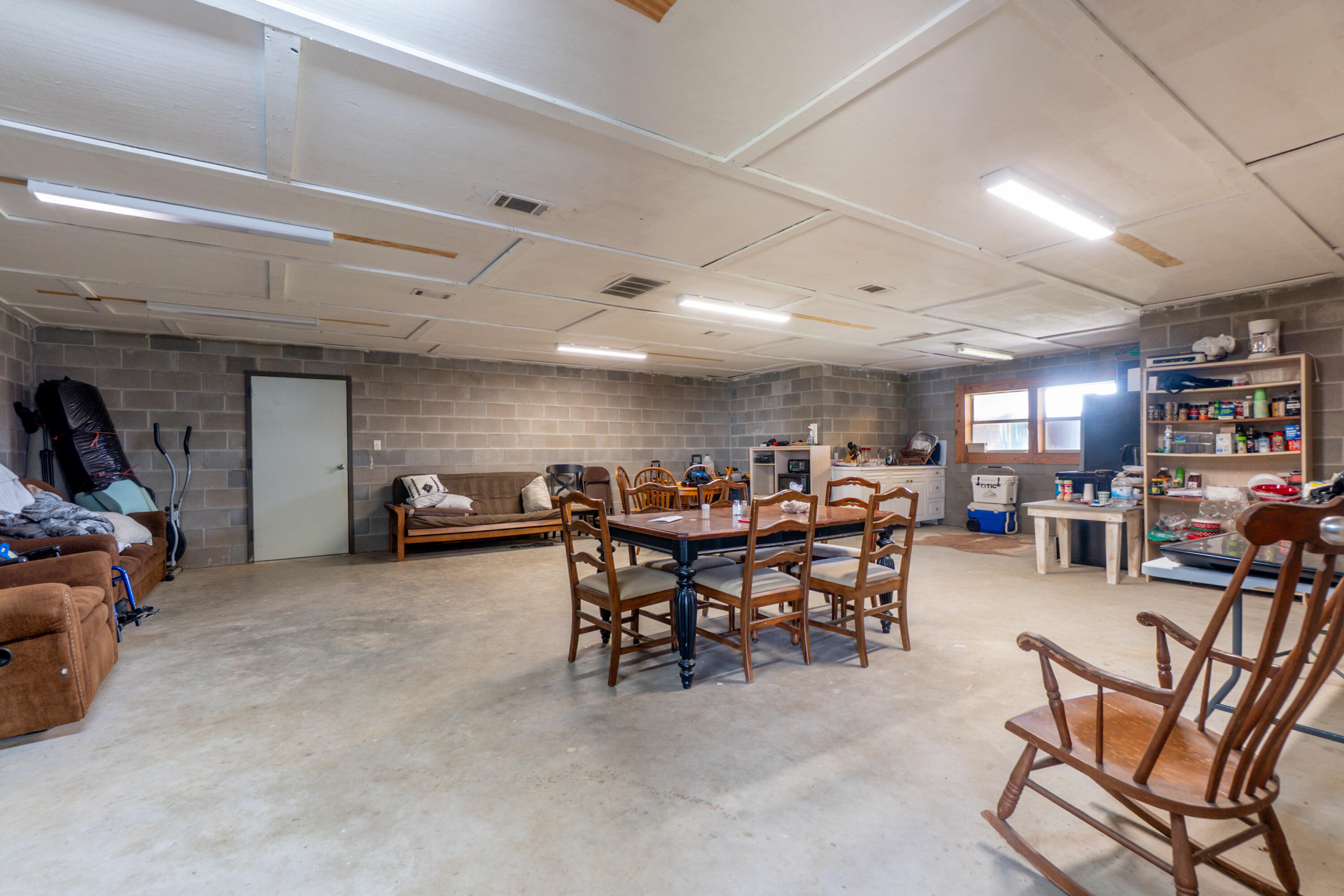 main property photo 67