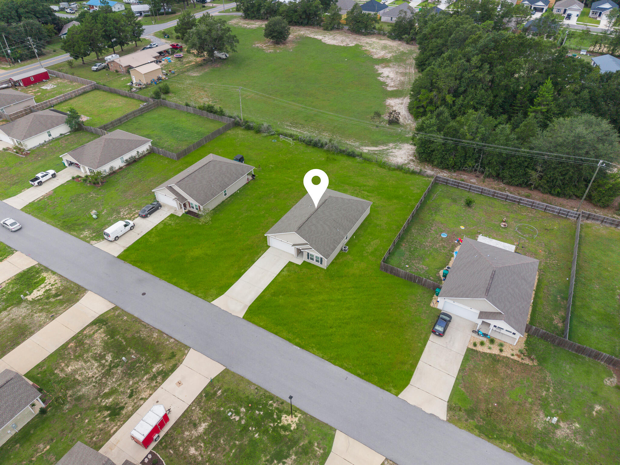 main property photo 30