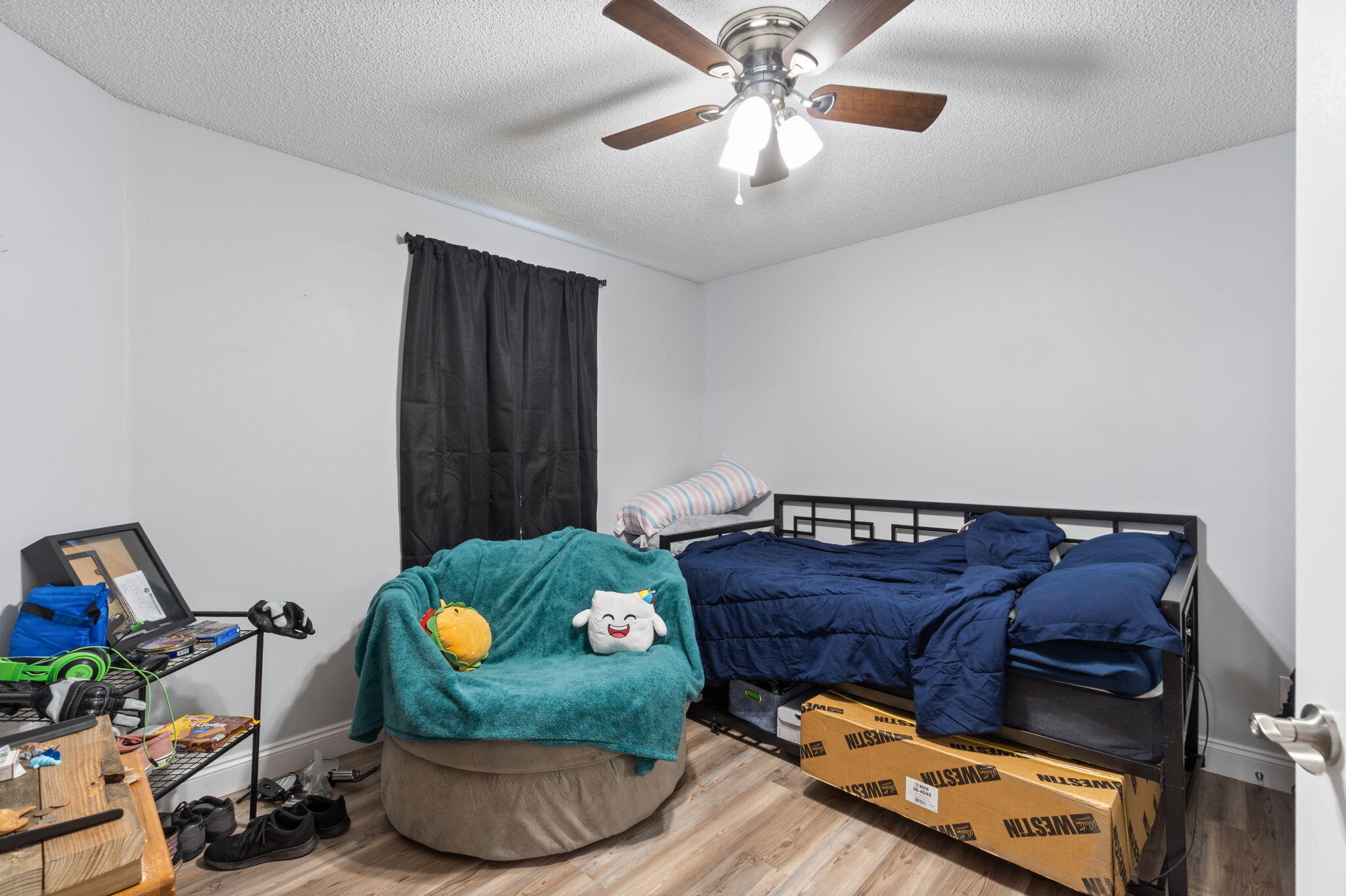 main property photo 21