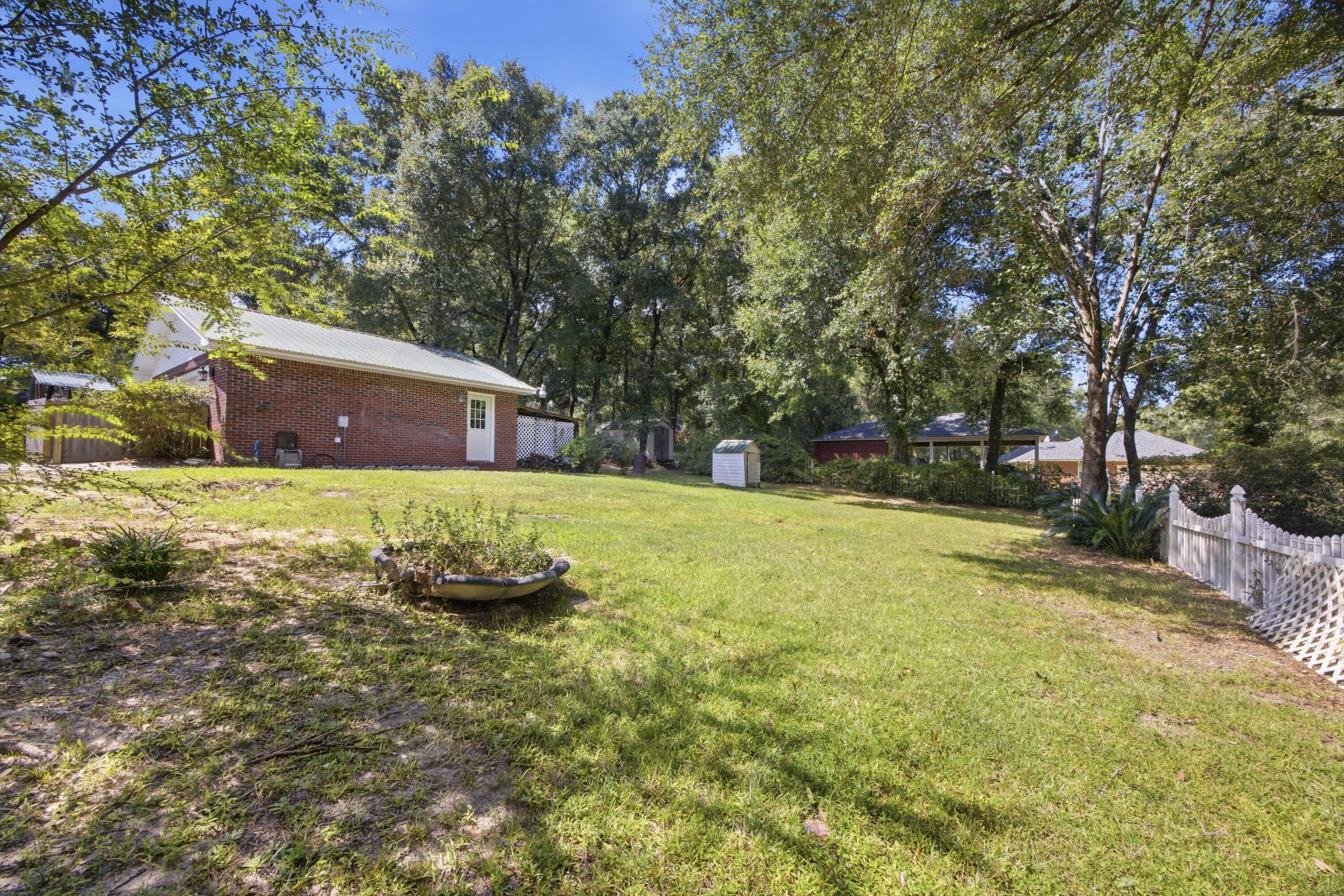 main property photo 89