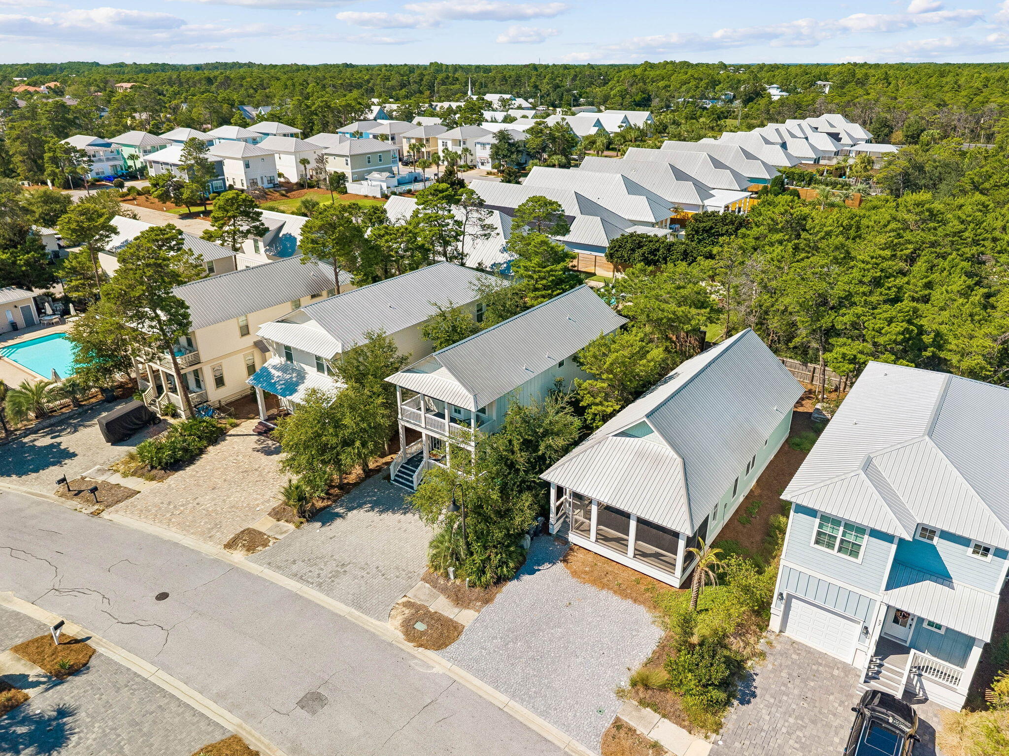 main property photo 50