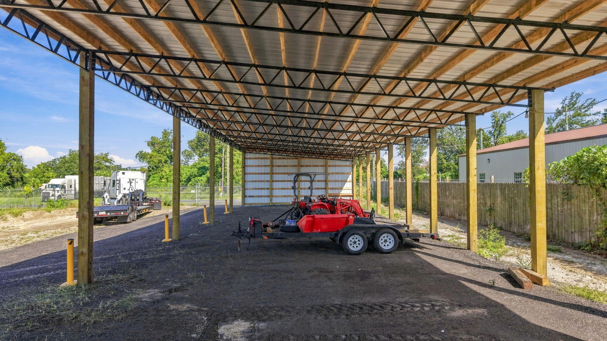 main property photo 59