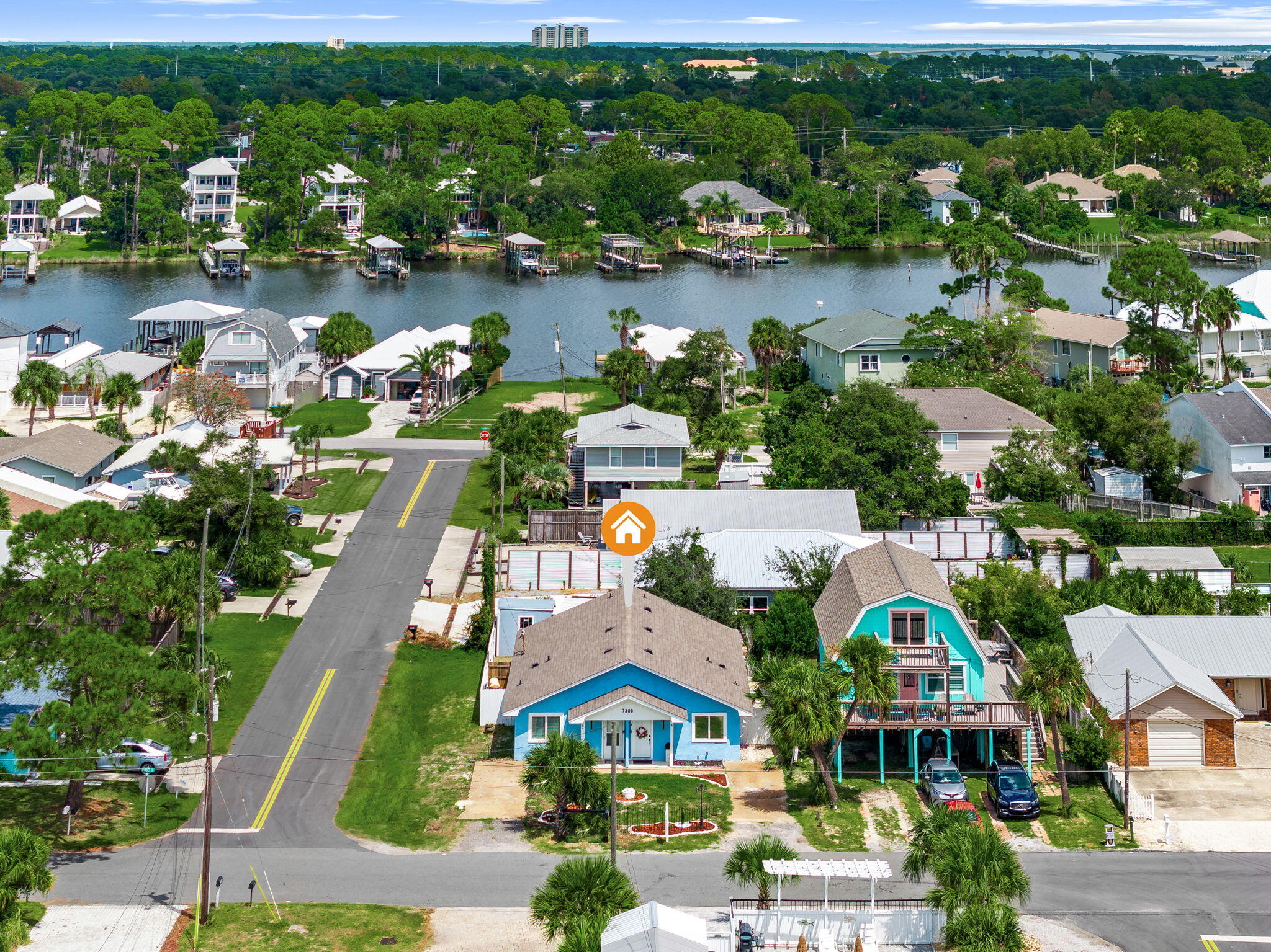 main property photo 40