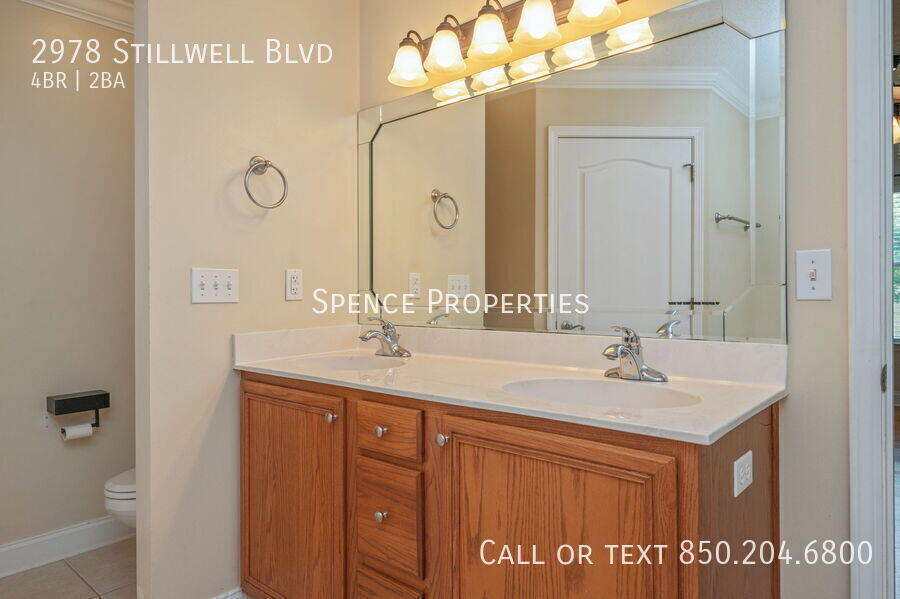 main property photo 9