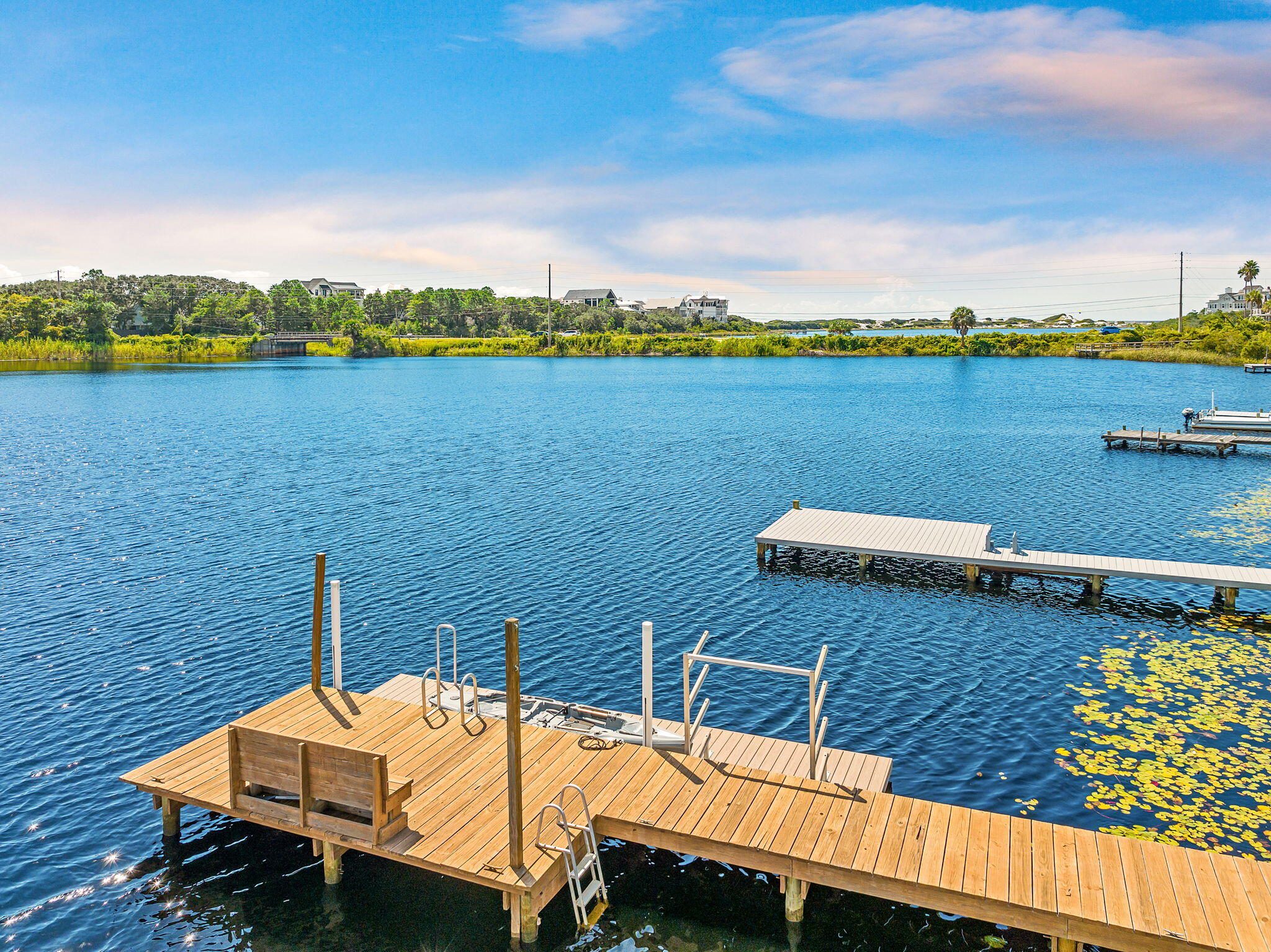 main property photo 74