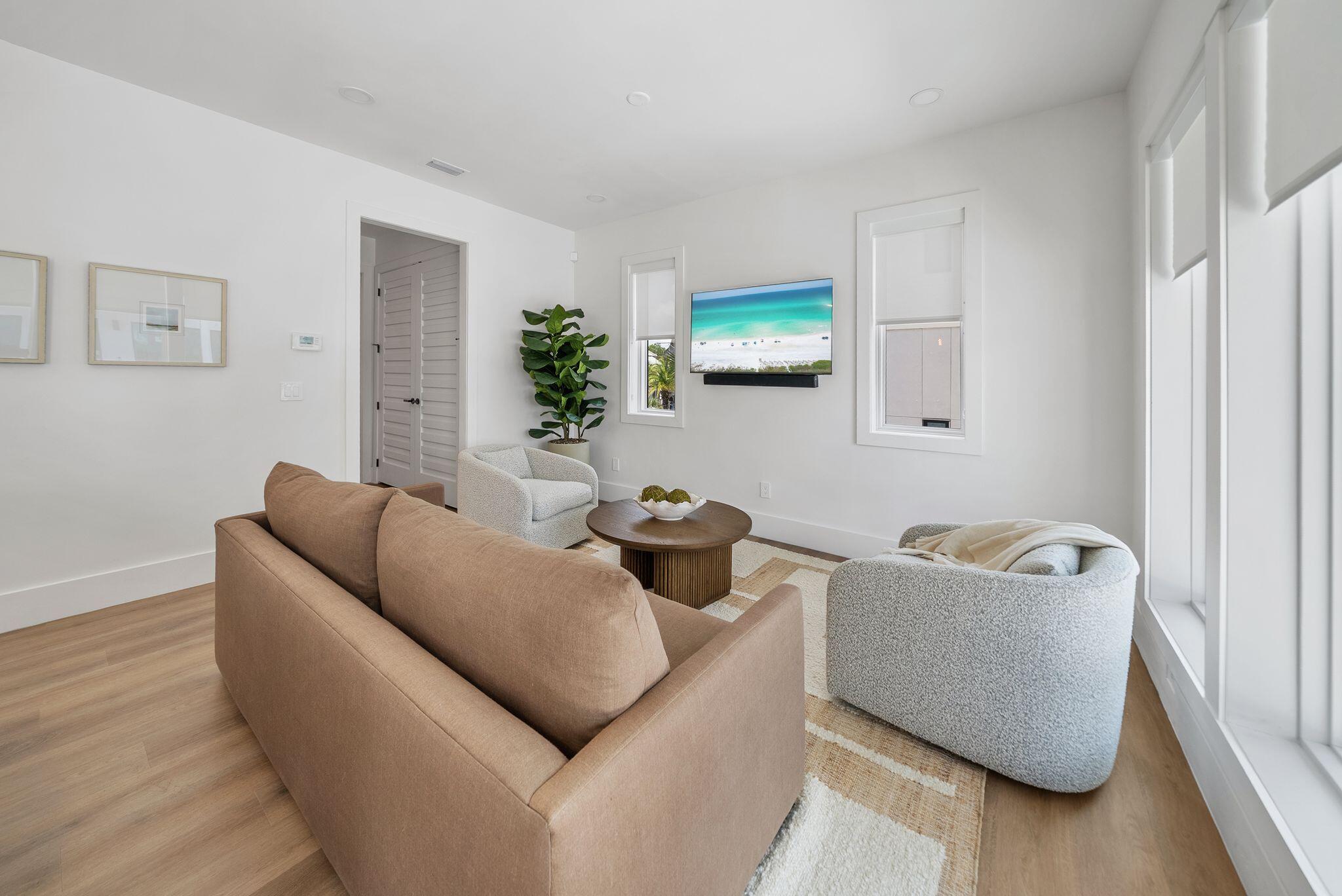 main property photo 103