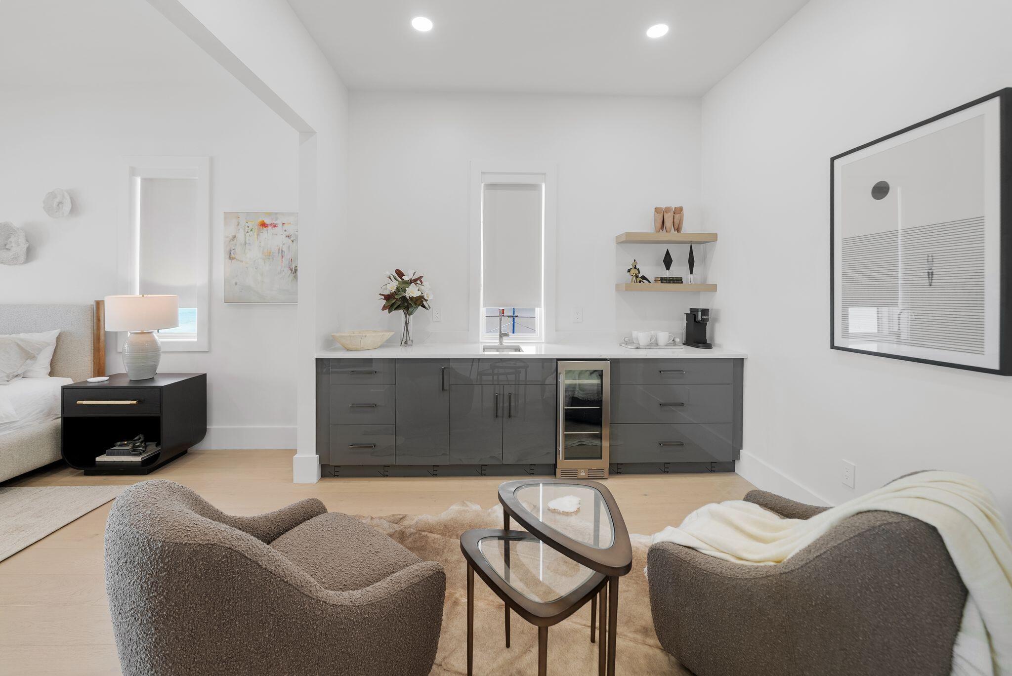 main property photo 80