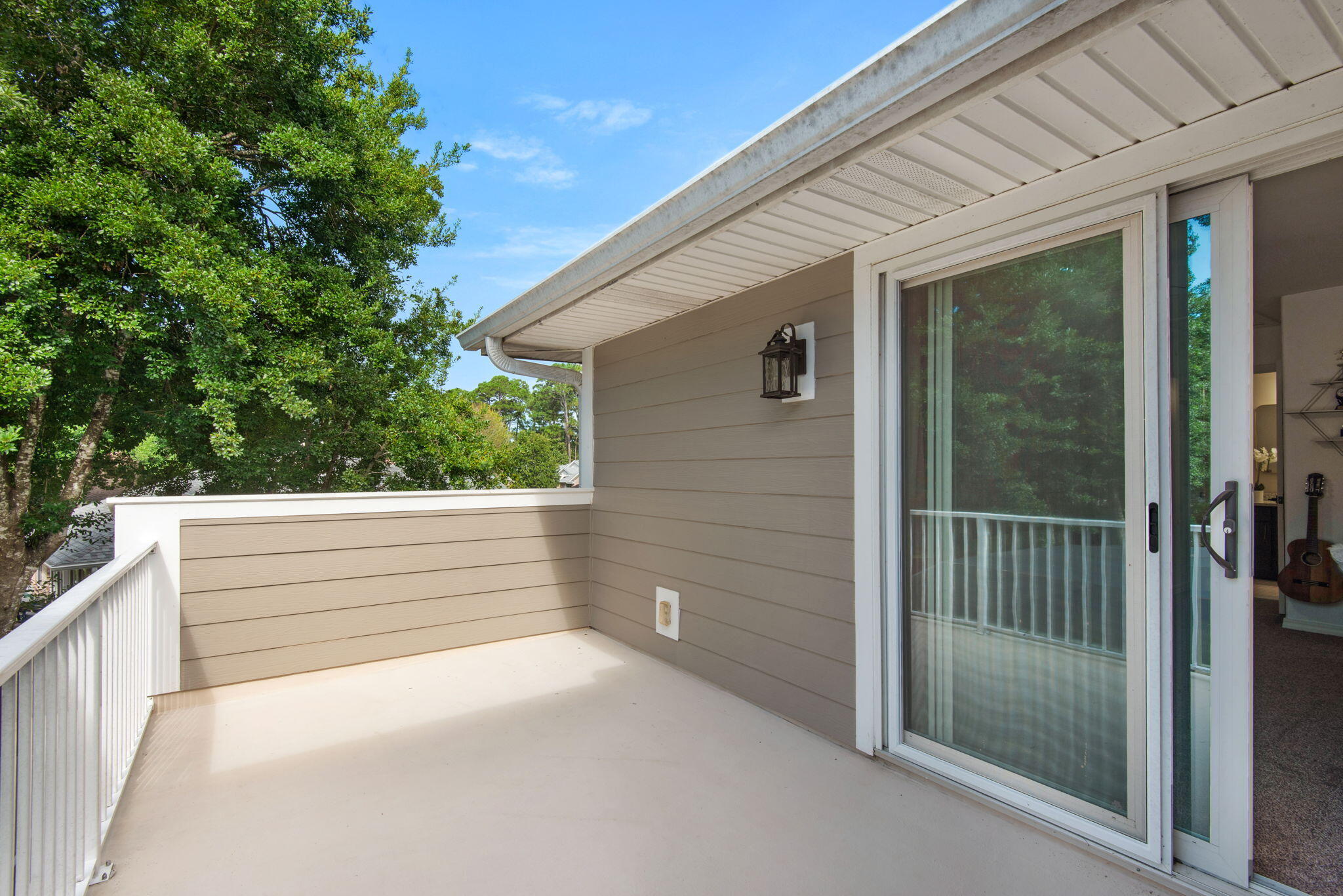 main property photo 70