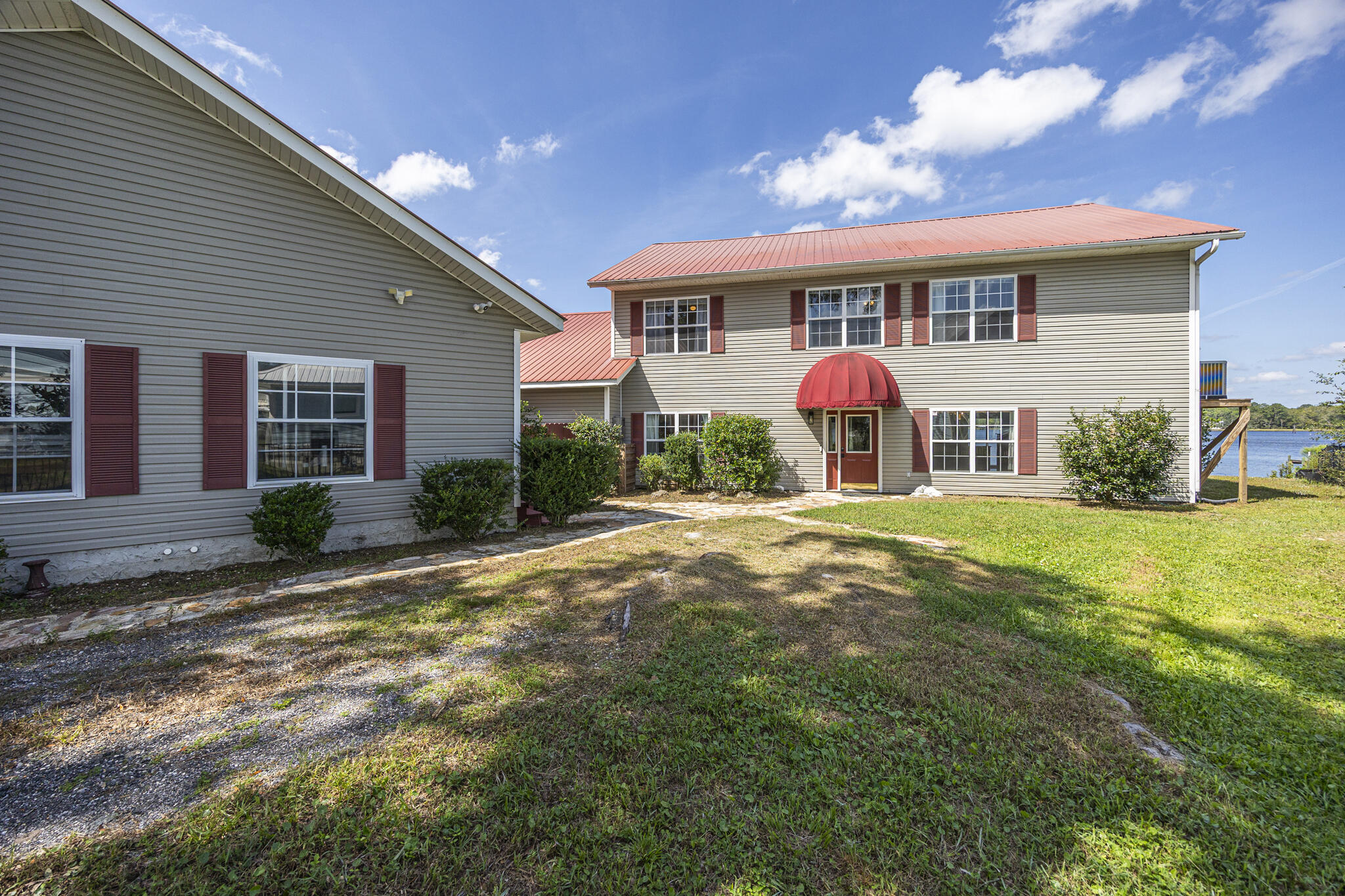 main property photo 49